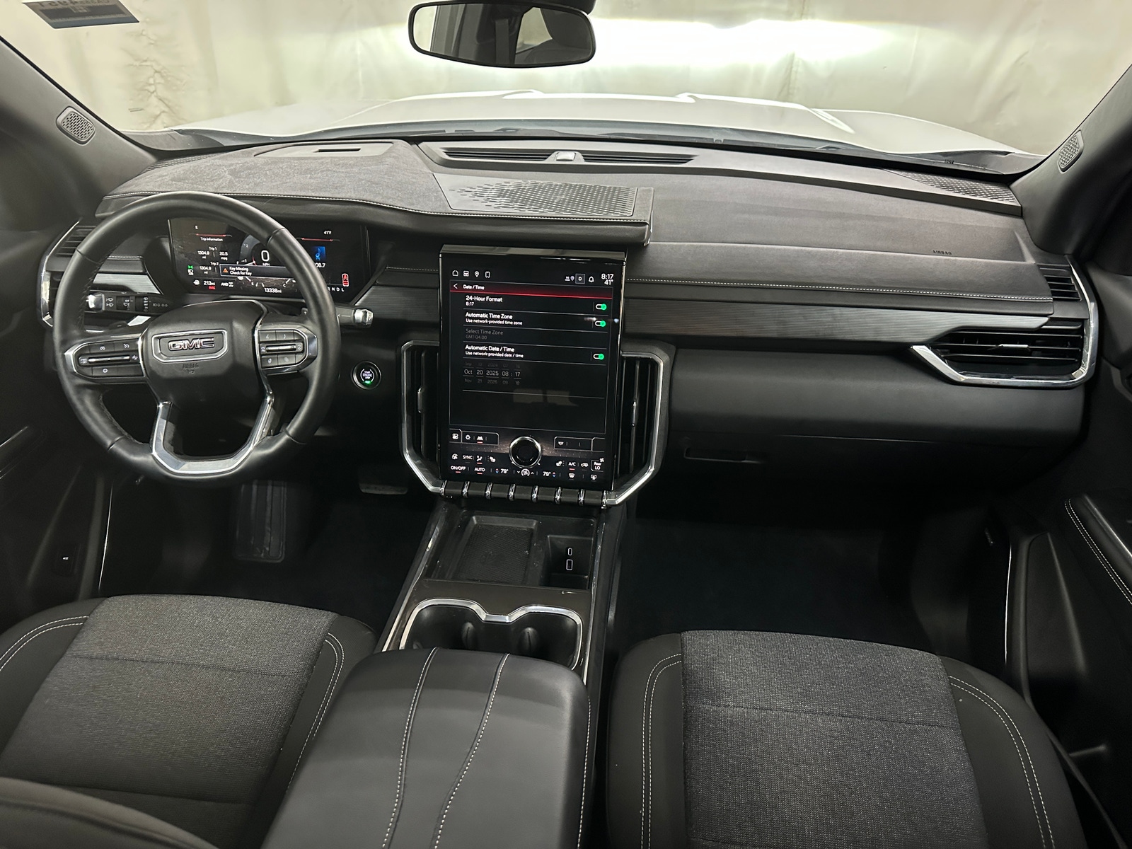 Thumbnail: 2025 GMC Acadia - 3