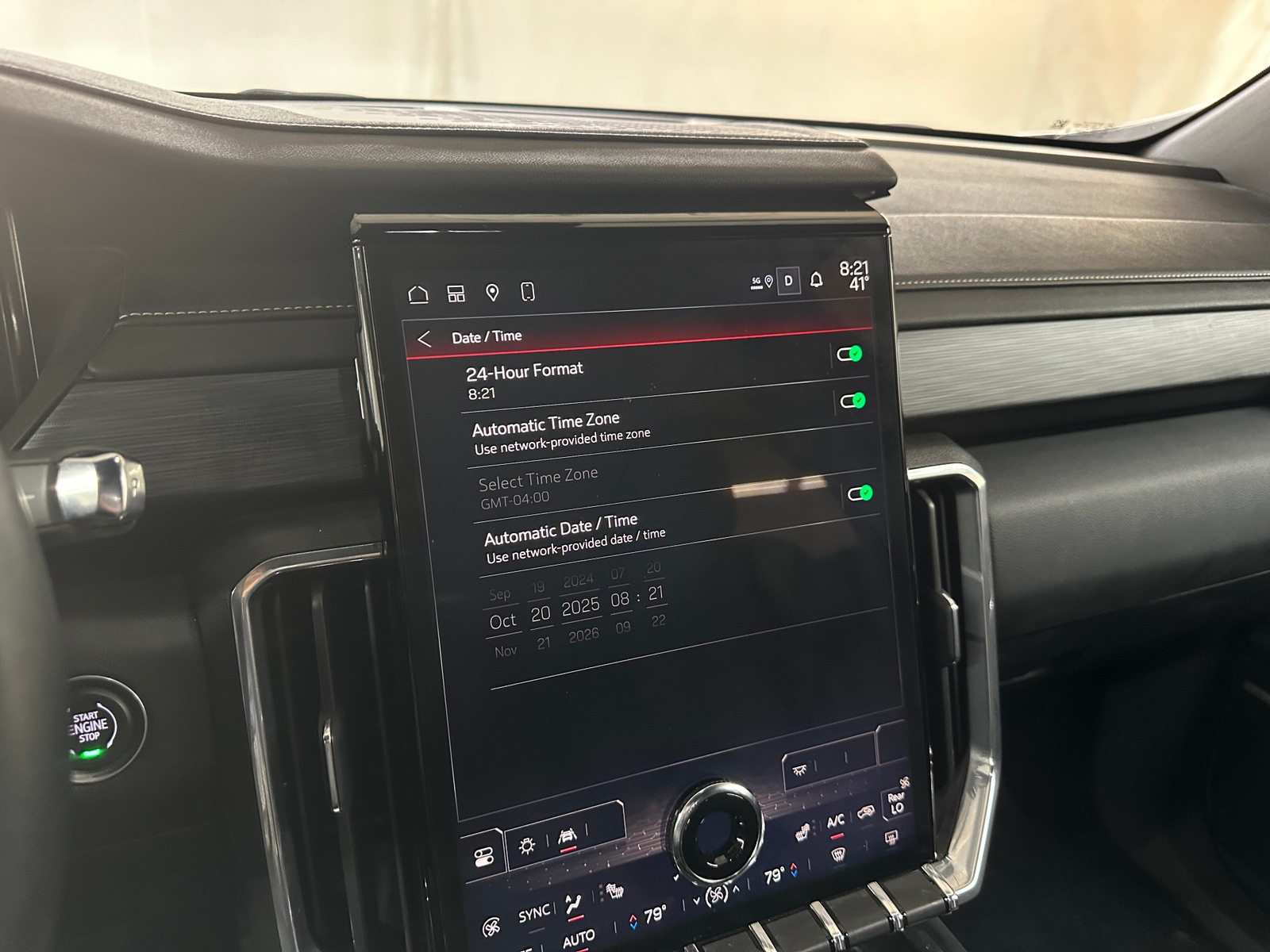 Thumbnail: 2025 GMC Acadia - 4