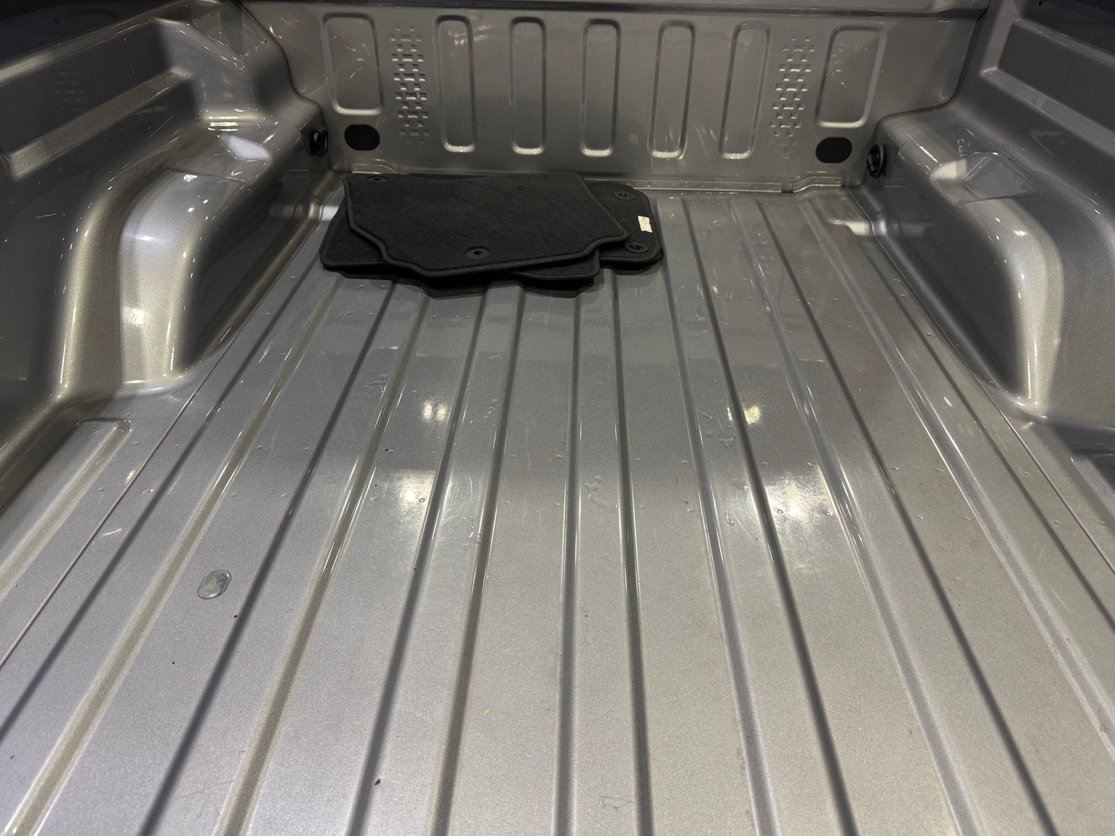 Thumbnail: 2020 Jeep Gladiator - 7