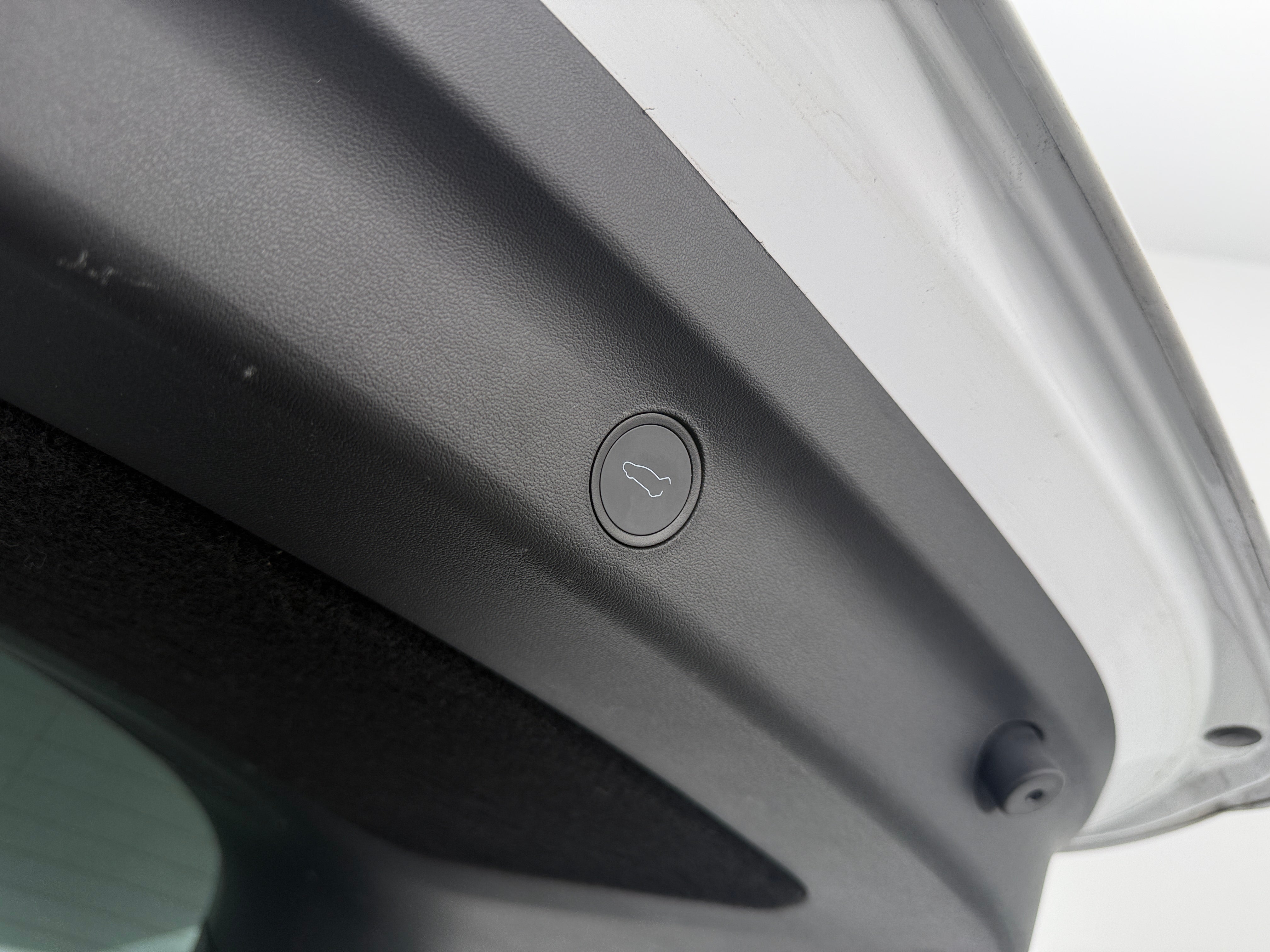 Used 2021 Tesla Model Y Long Range with VIN 5YJYGDEE3MF255081 for sale in Auburn, WA