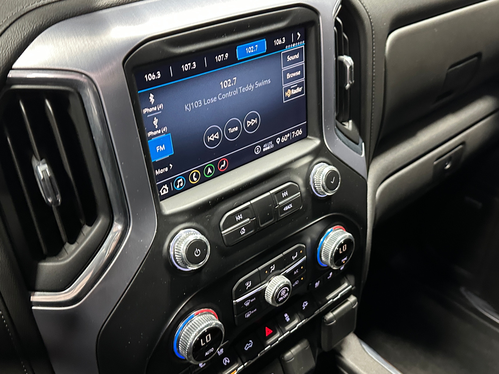 Thumbnail: 2020 GMC Sierra 1500 - 3