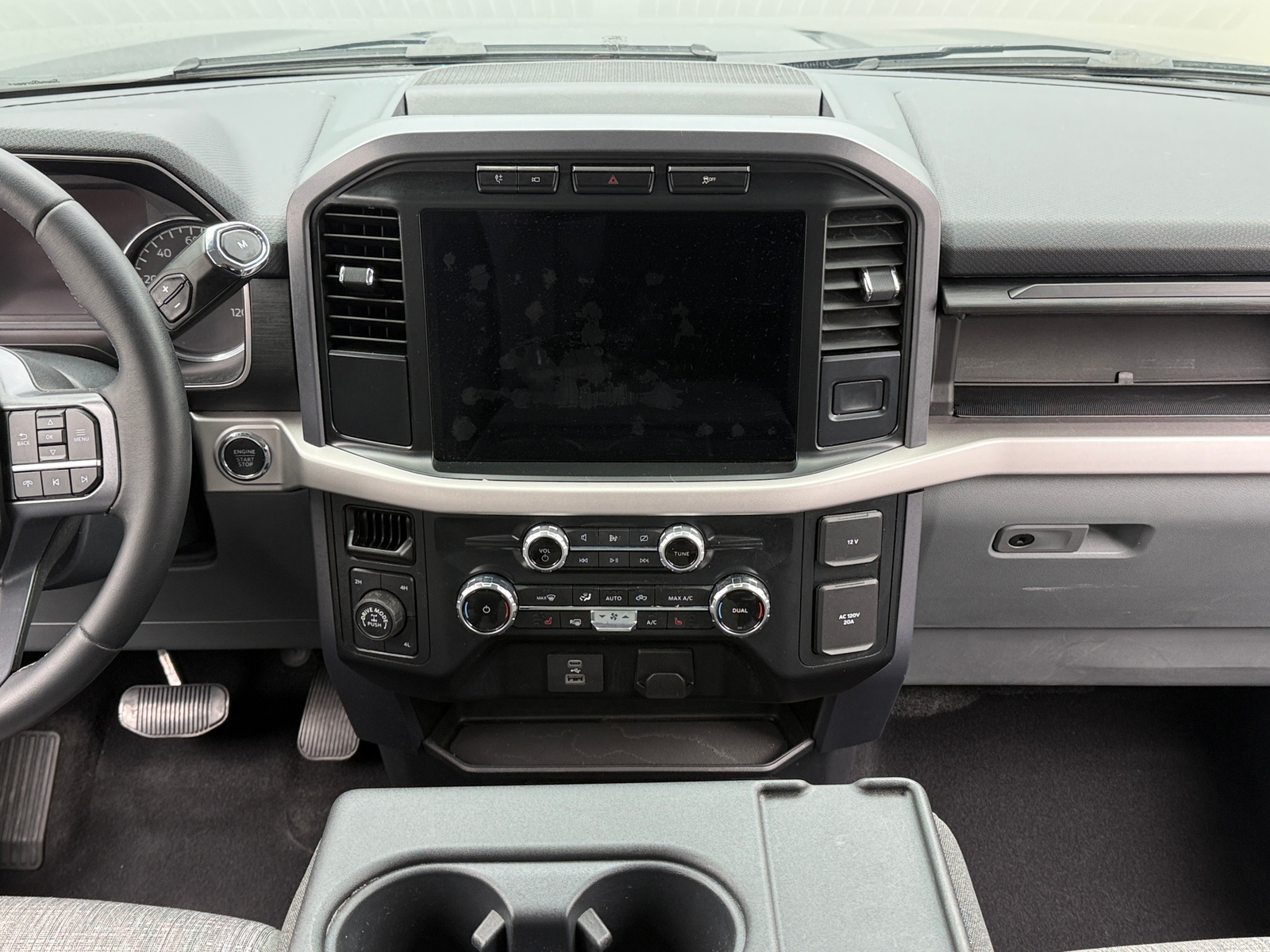 Thumbnail: 2023 Ford Econoline - 4