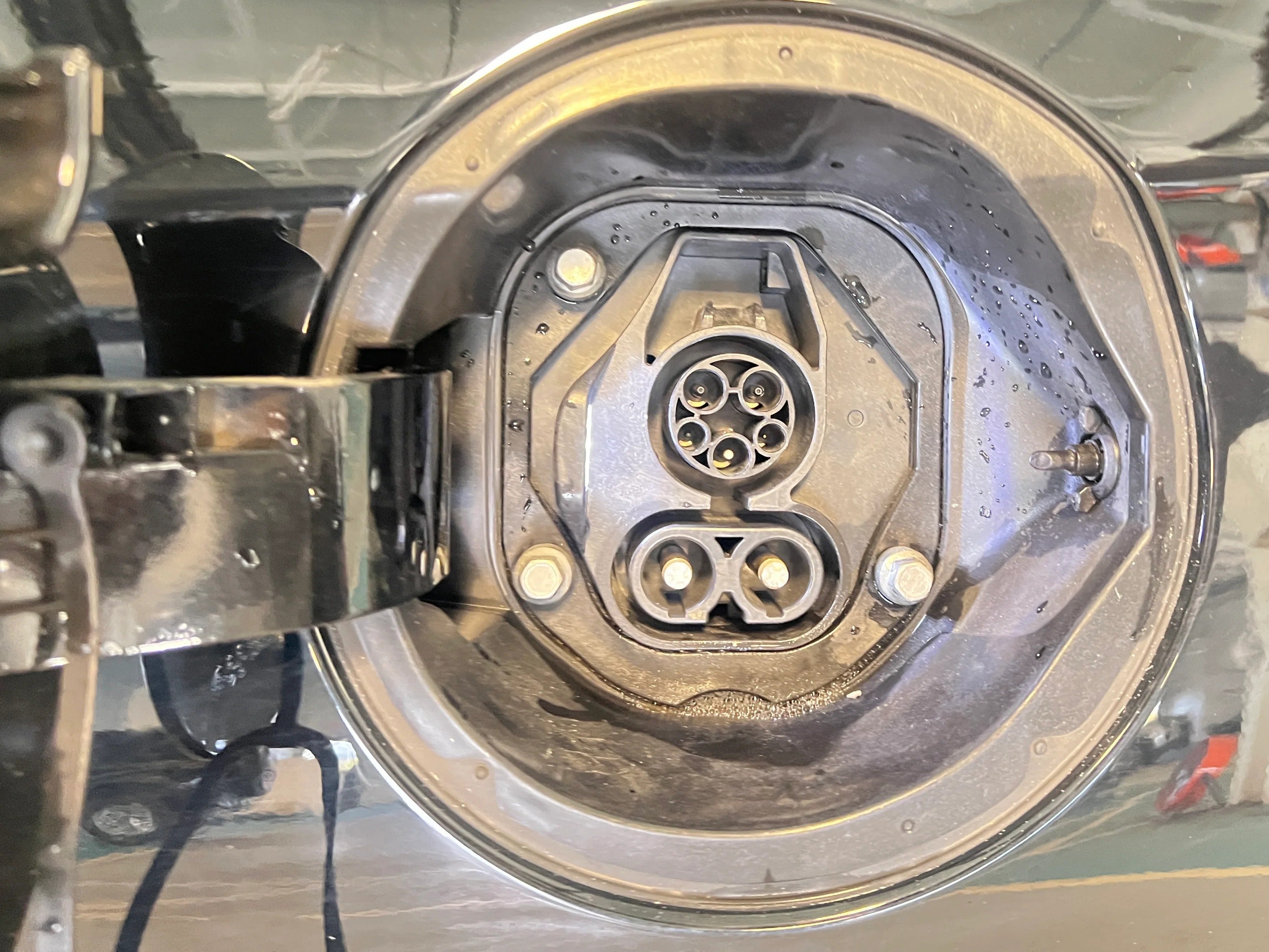 Used 2021 Hyundai IONIQ SE with VIN KMHC75LJ1MU081613 for sale in Oak Creek, WI