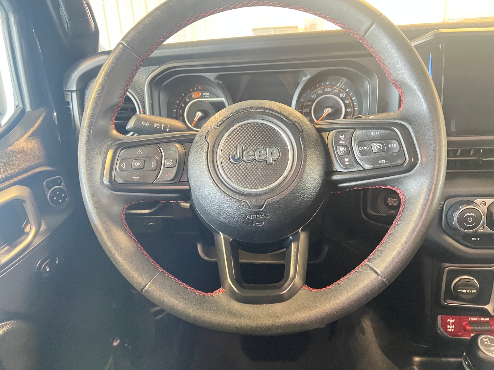 Thumbnail: 2024 Jeep Wrangler - 5
