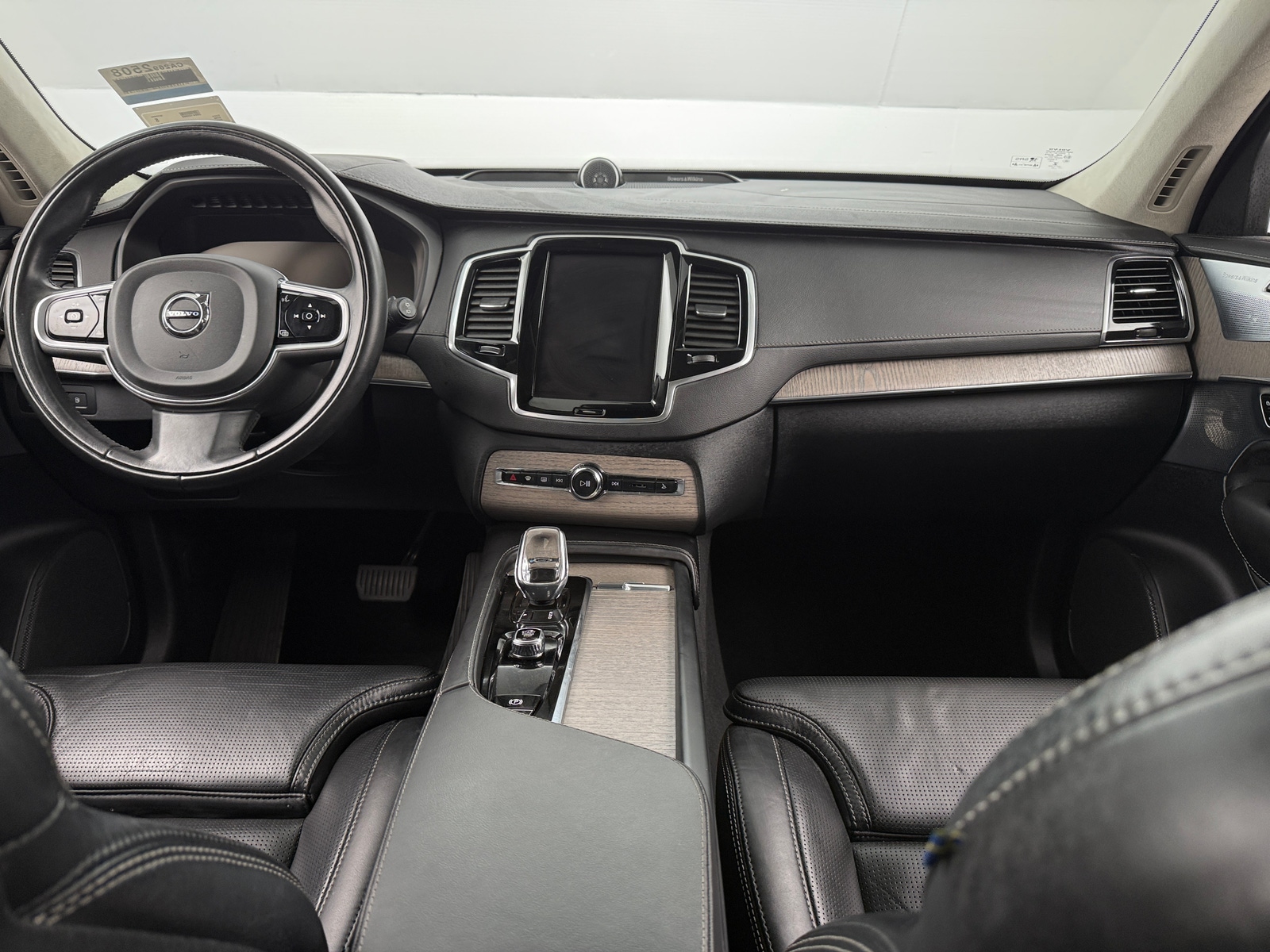 Thumbnail: 2022 Volvo XC90 - 2