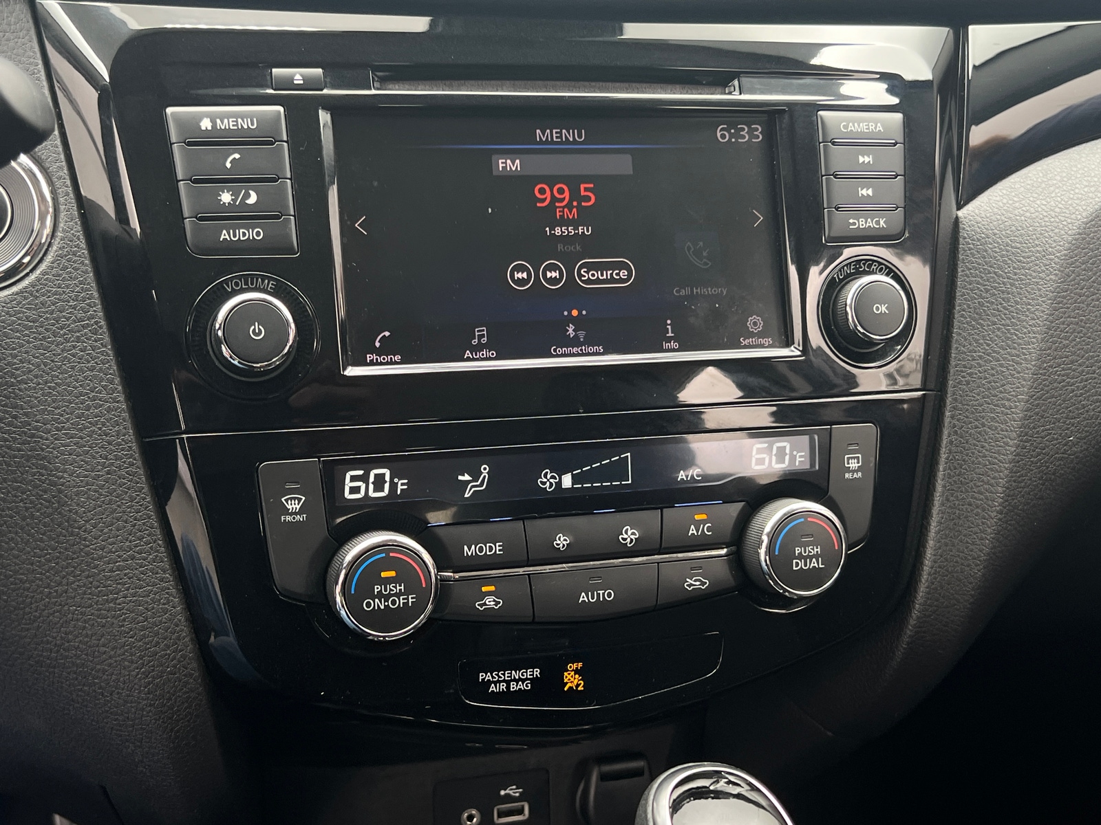 Thumbnail: 2019 Nissan Rogue Sport - 4