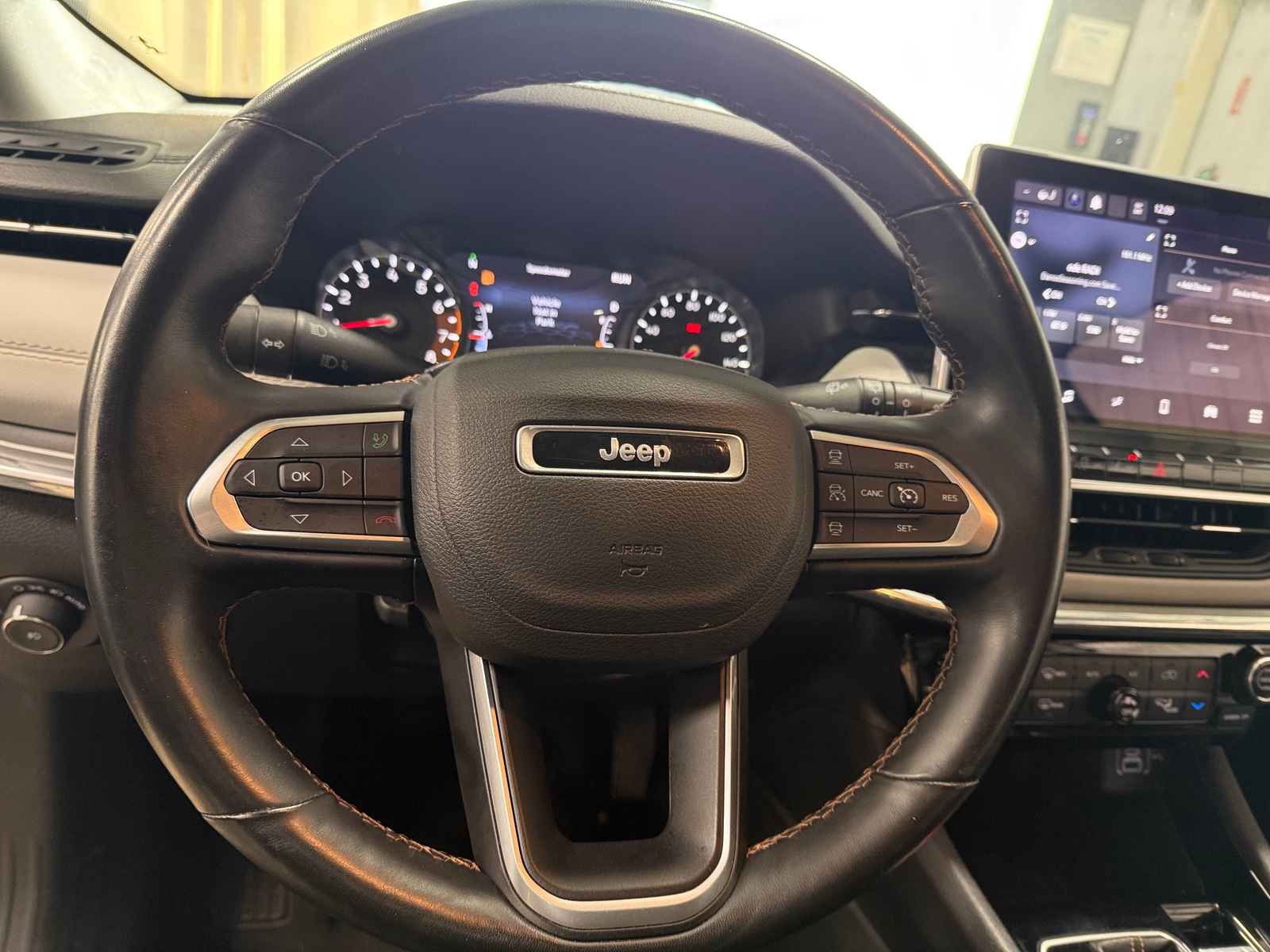 Thumbnail: 2022 Jeep Compass - 4