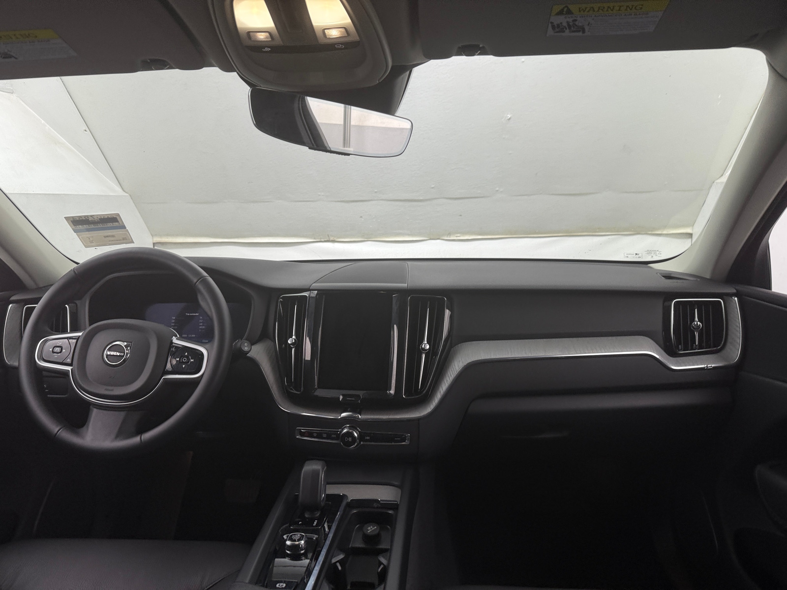 Thumbnail: 2025 Volvo XC60 - 2