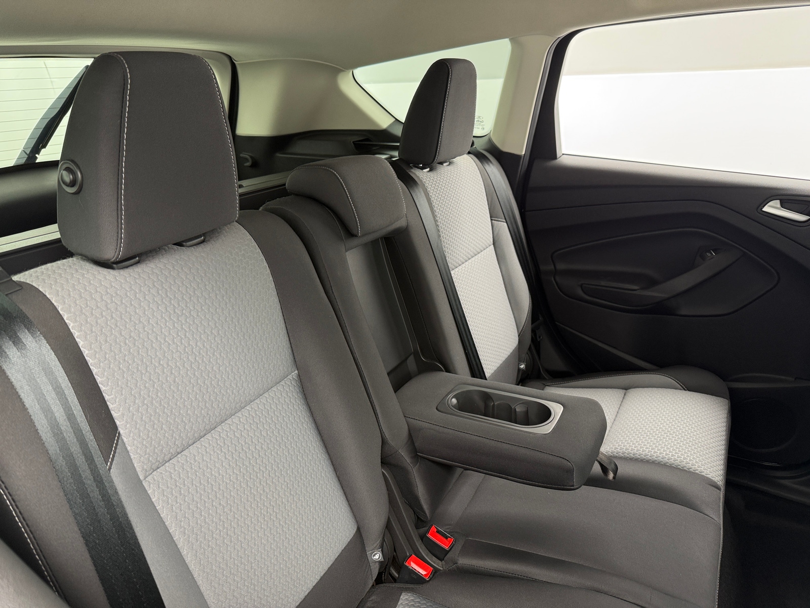Thumbnail: 2017 Ford Escape - 6