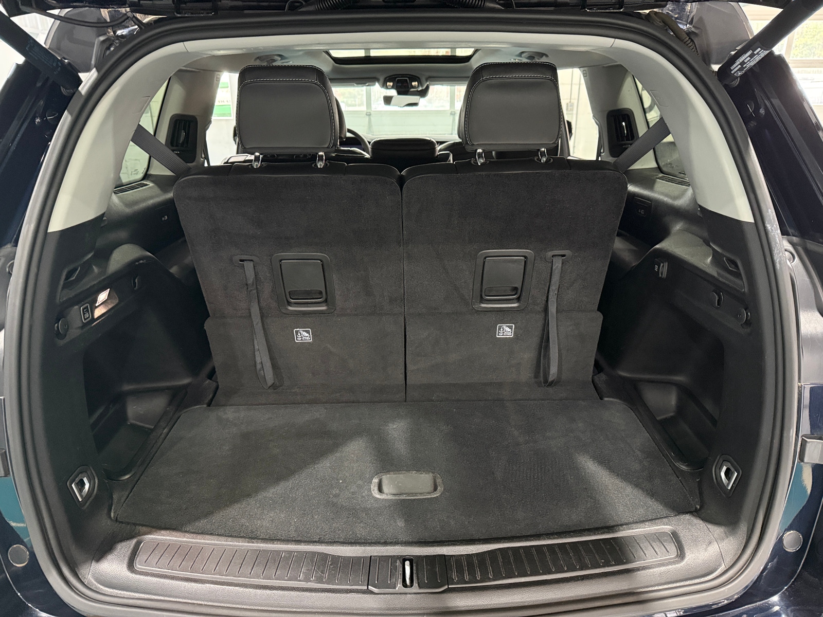 Thumbnail: 2023 Jeep Grand Cherokee L - 6