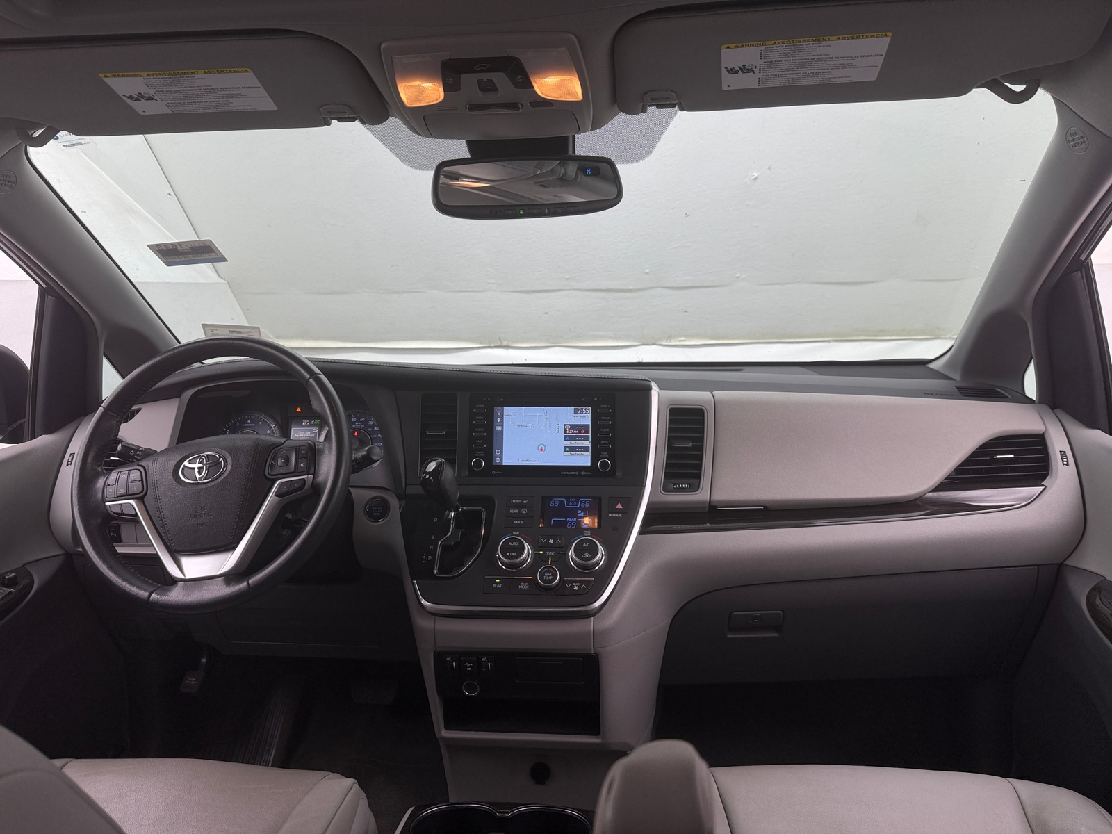 Thumbnail: 2018 Toyota Sienna - 2