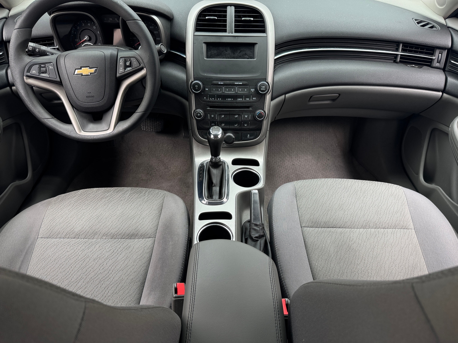 Thumbnail: 2014 Chevrolet Malibu - 3
