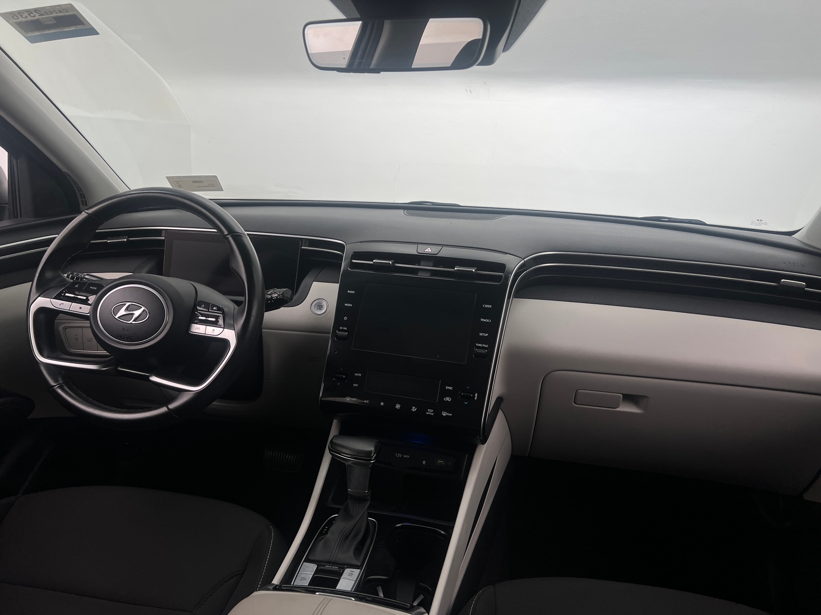 Thumbnail: 2022 Hyundai Tucson - 3