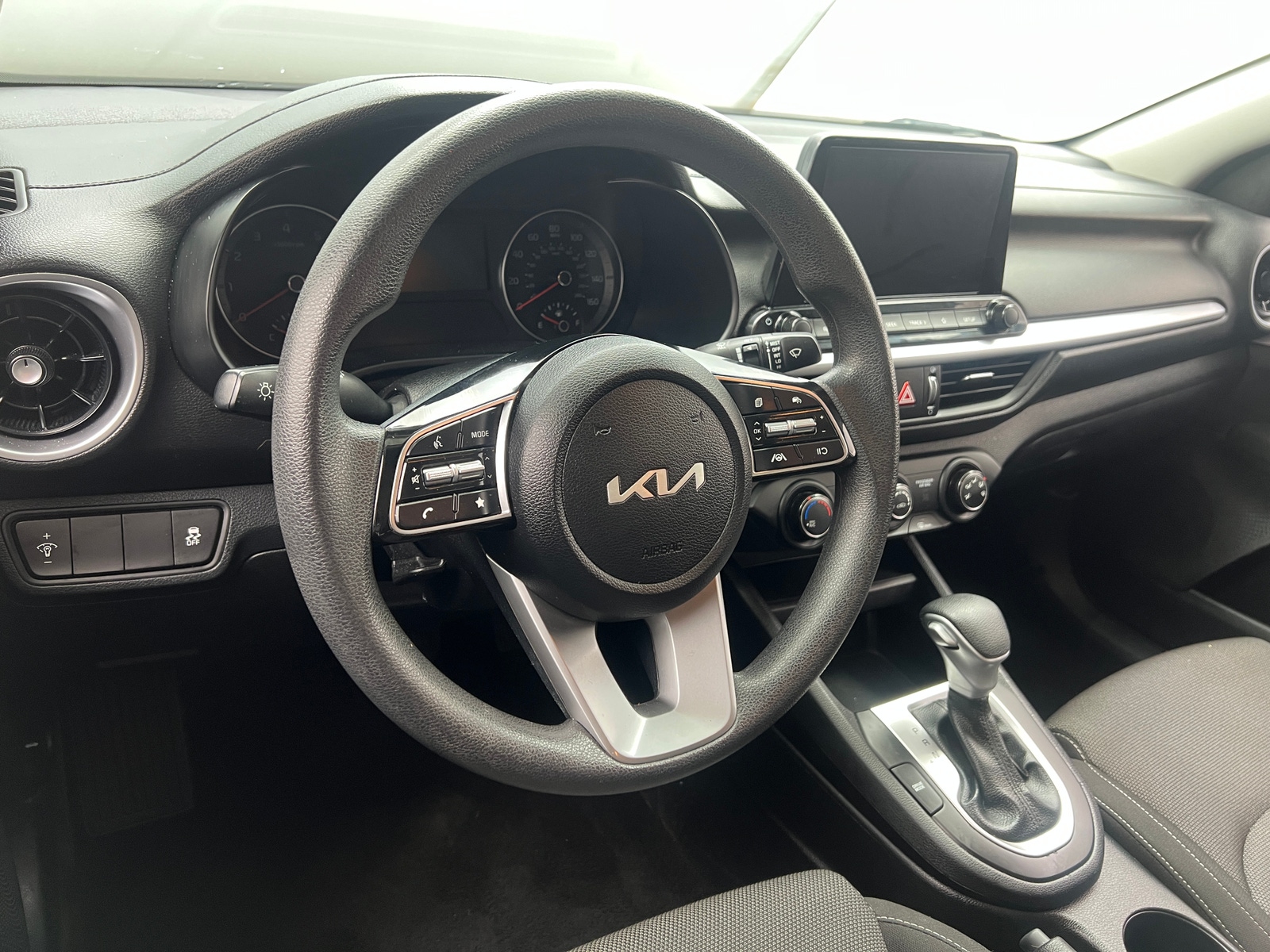 Thumbnail: 2024 Kia Forte - 5