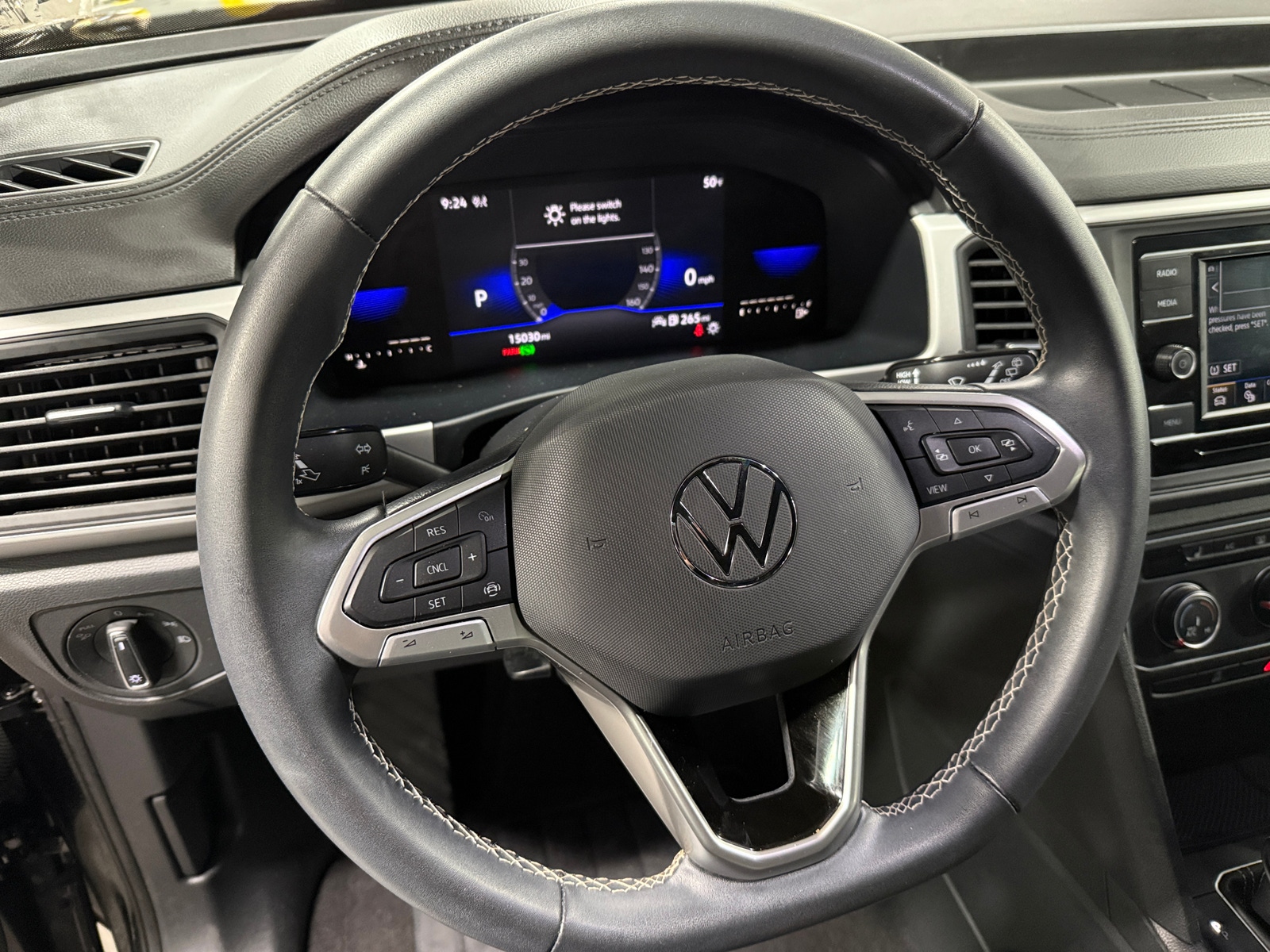 Thumbnail: 2022 Volkswagen Atlas - 4