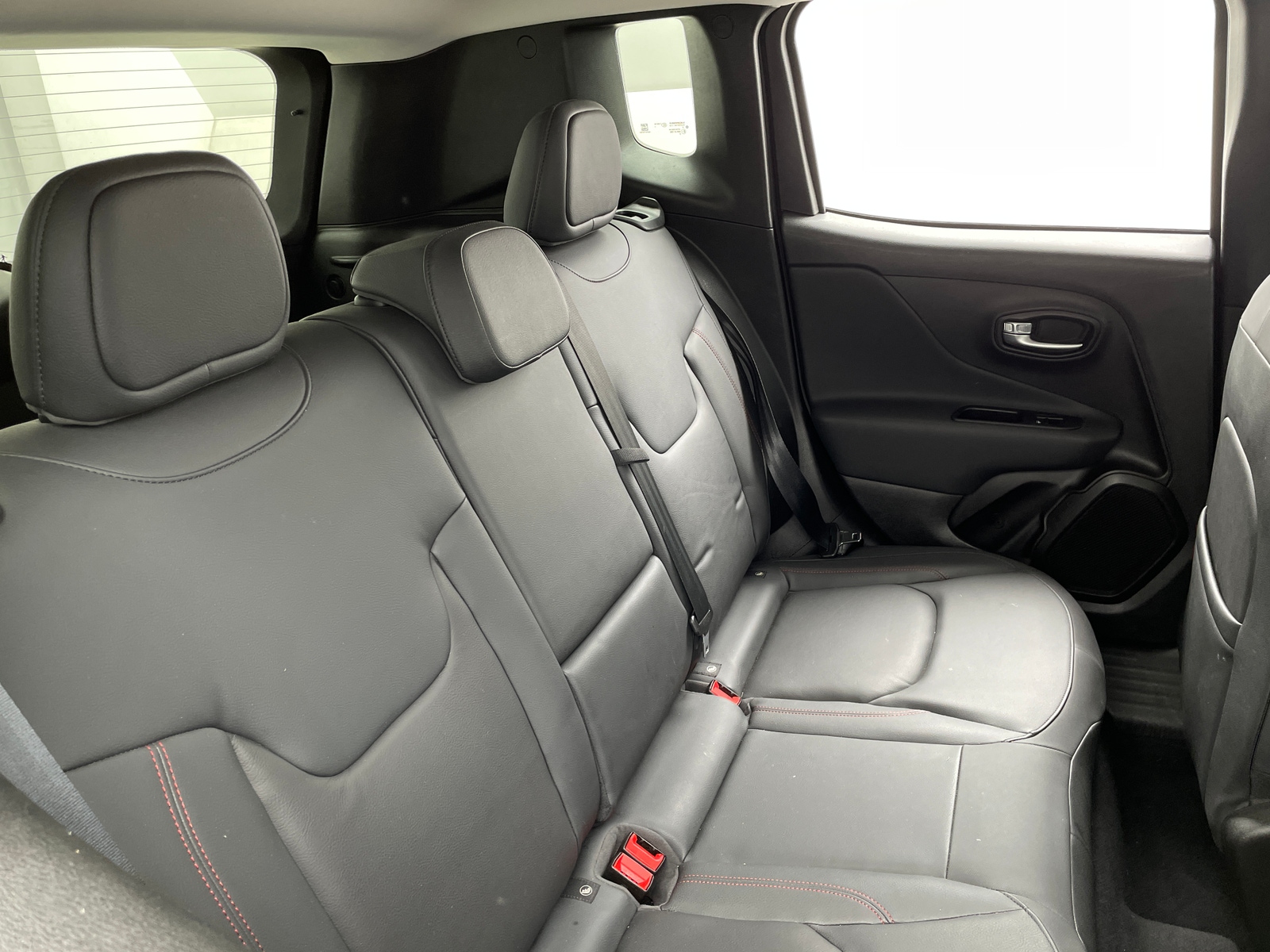 Thumbnail: 2021 Jeep Renegade - 5