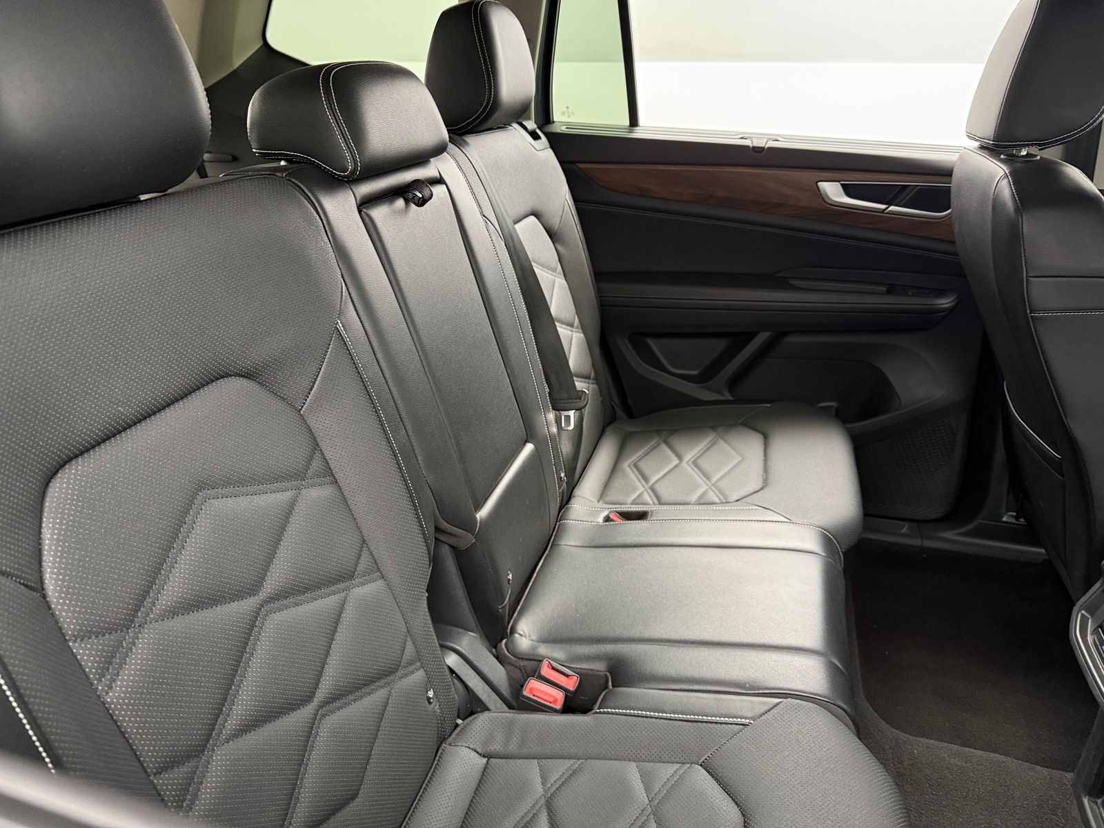 Thumbnail: 2024 Volkswagen Atlas - 5