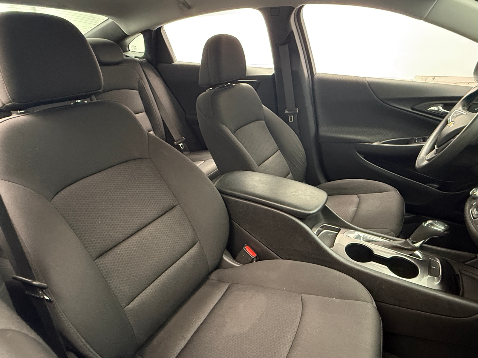 Thumbnail: 2019 Chevrolet Malibu - 2