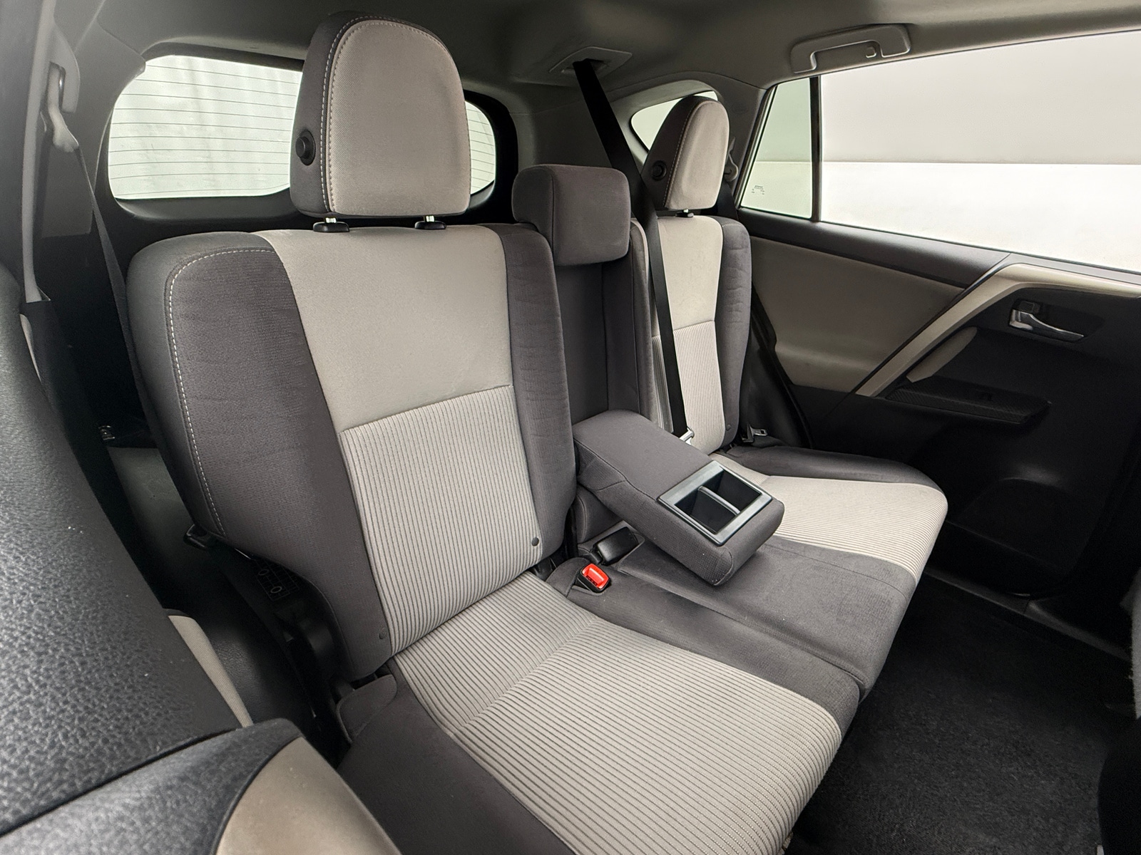 Thumbnail: 2014 Toyota RAV4 - 6