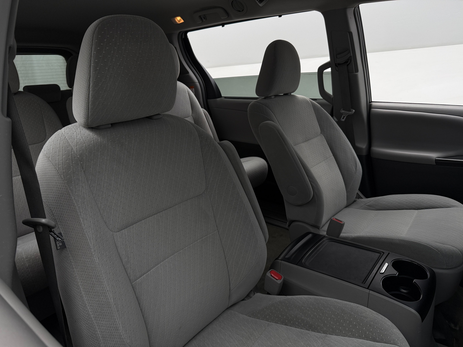 Thumbnail: 2017 Toyota Sienna - 2