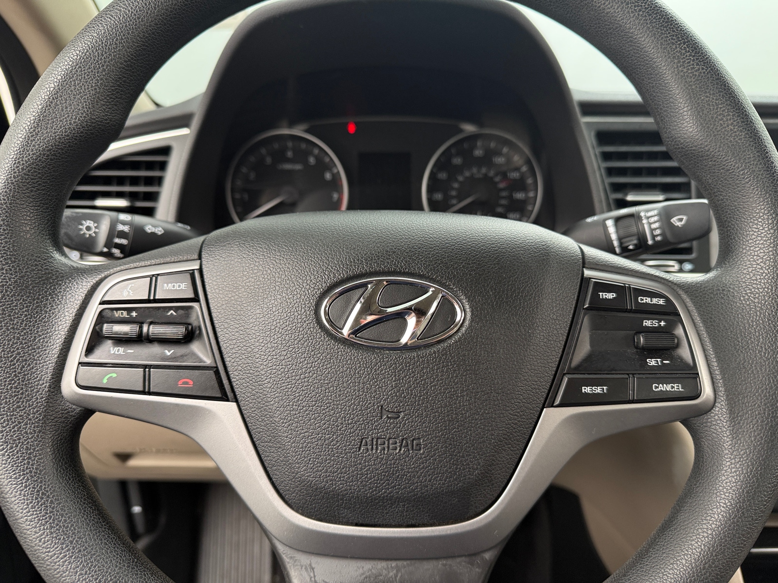 Thumbnail: 2017 Hyundai Elantra - 5