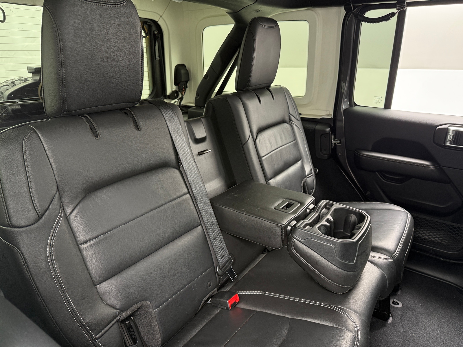 Thumbnail: 2018 Jeep Wrangler - 5