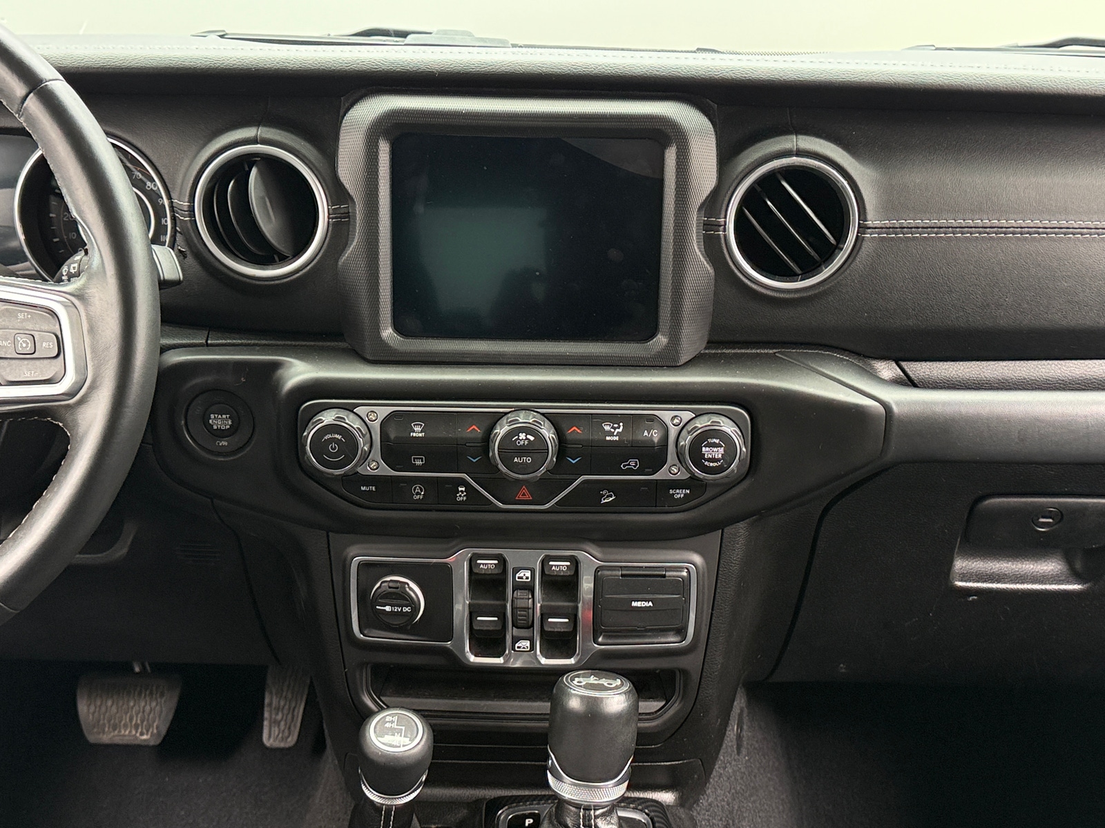 Thumbnail: 2018 Jeep Wrangler - 3