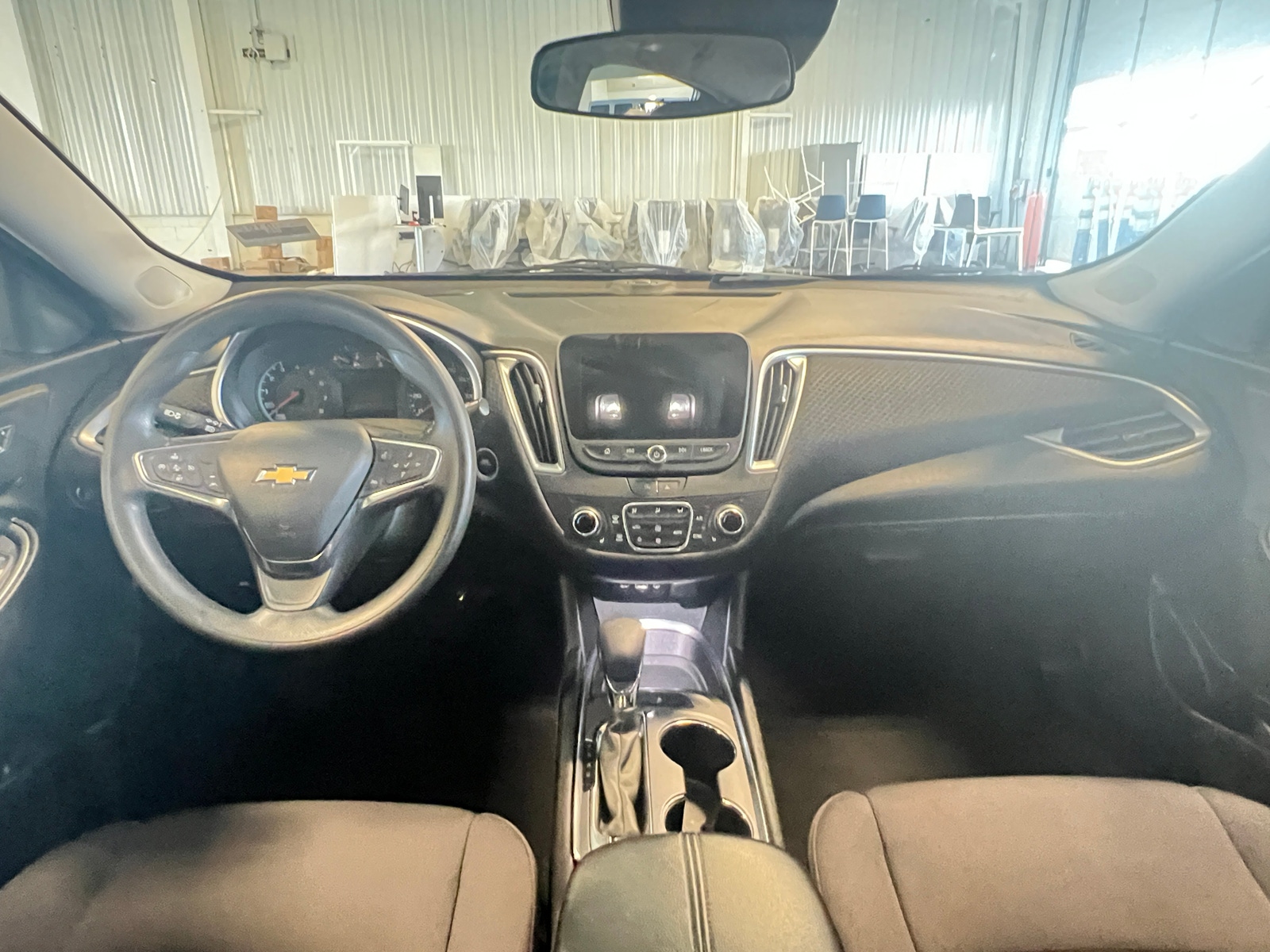 Thumbnail: 2023 Chevrolet Malibu - 3