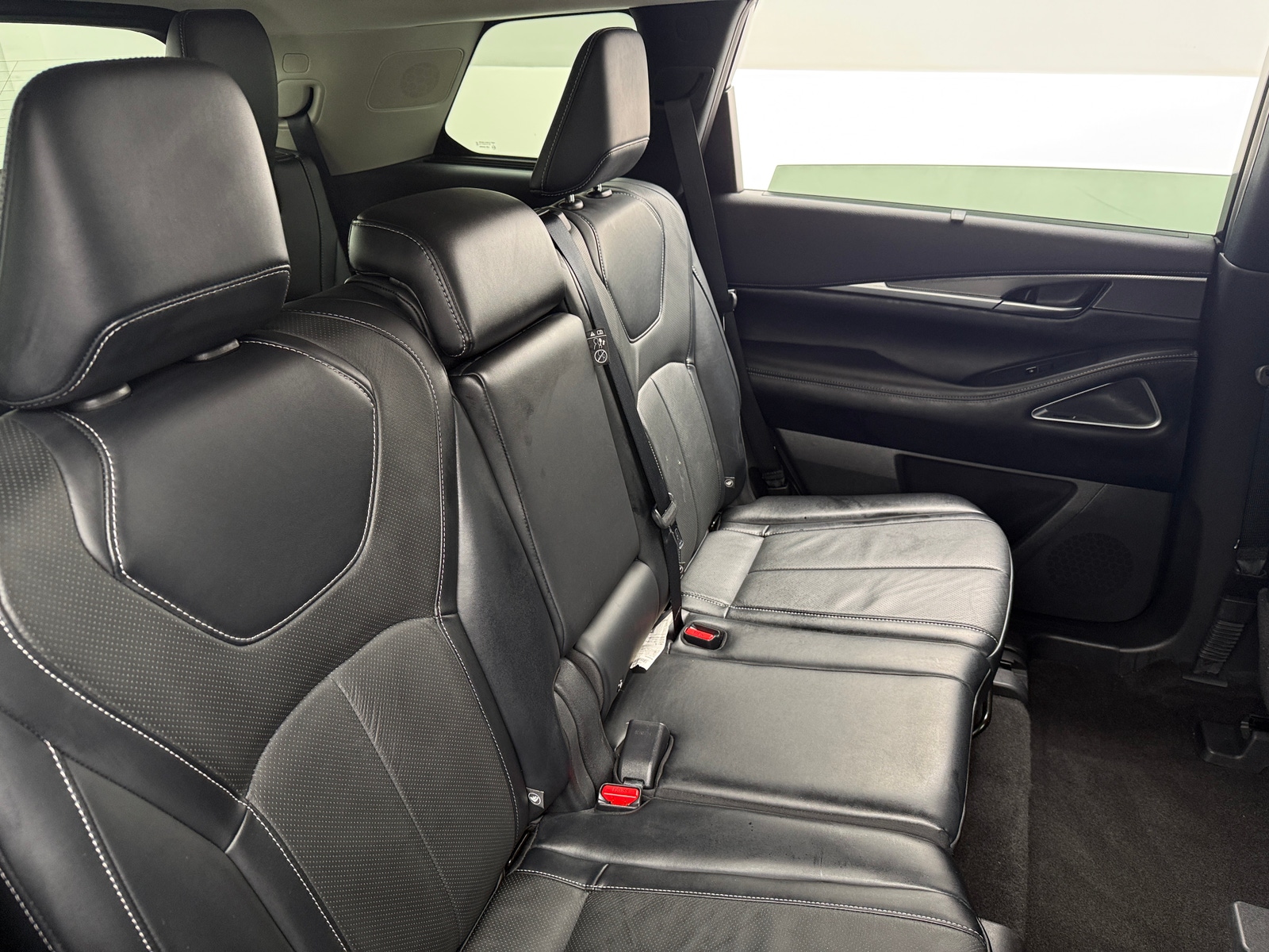 Thumbnail: 2023 INFINITI QX60 - 5