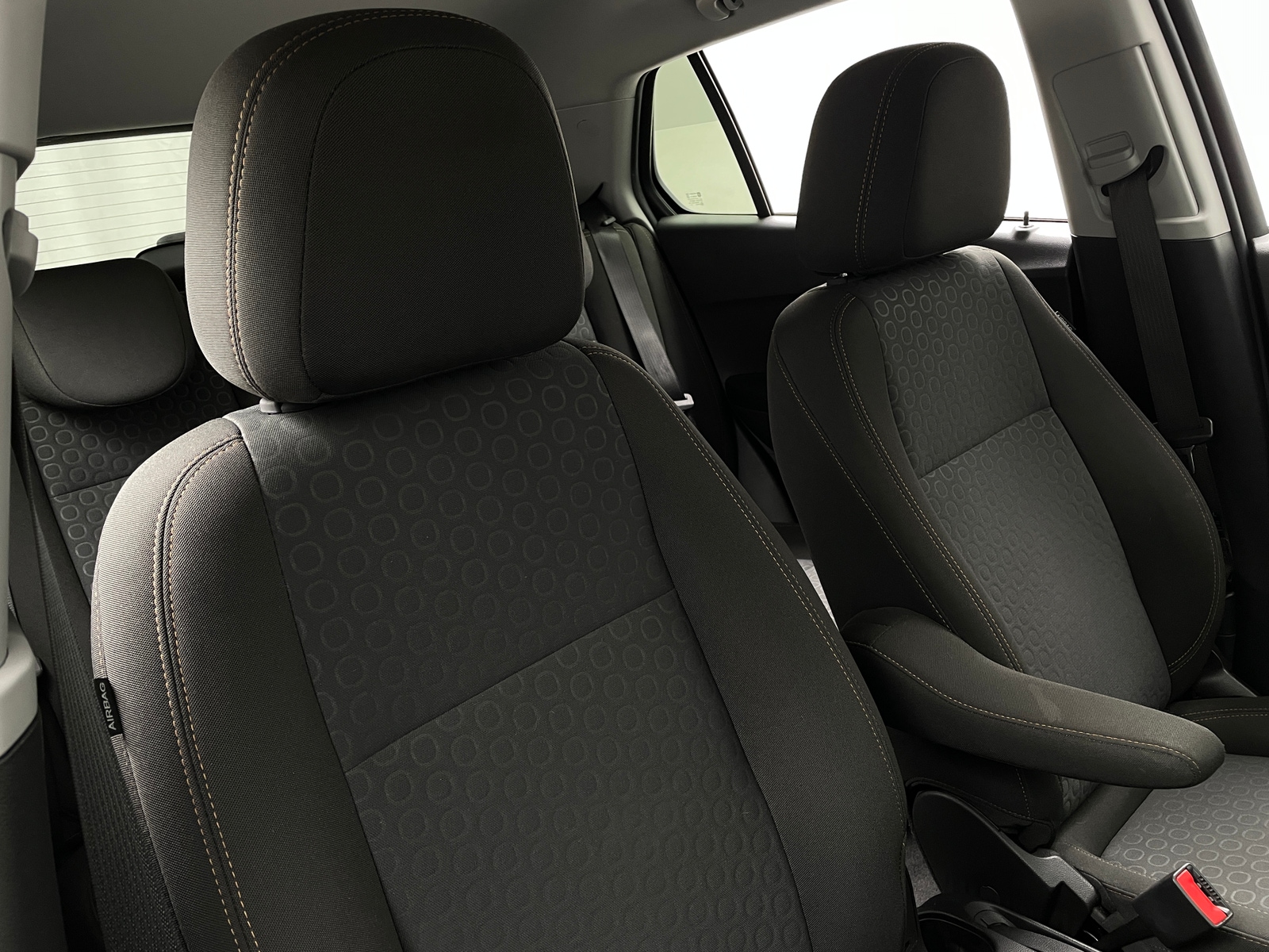 Thumbnail: 2021 Chevrolet Trax - 2