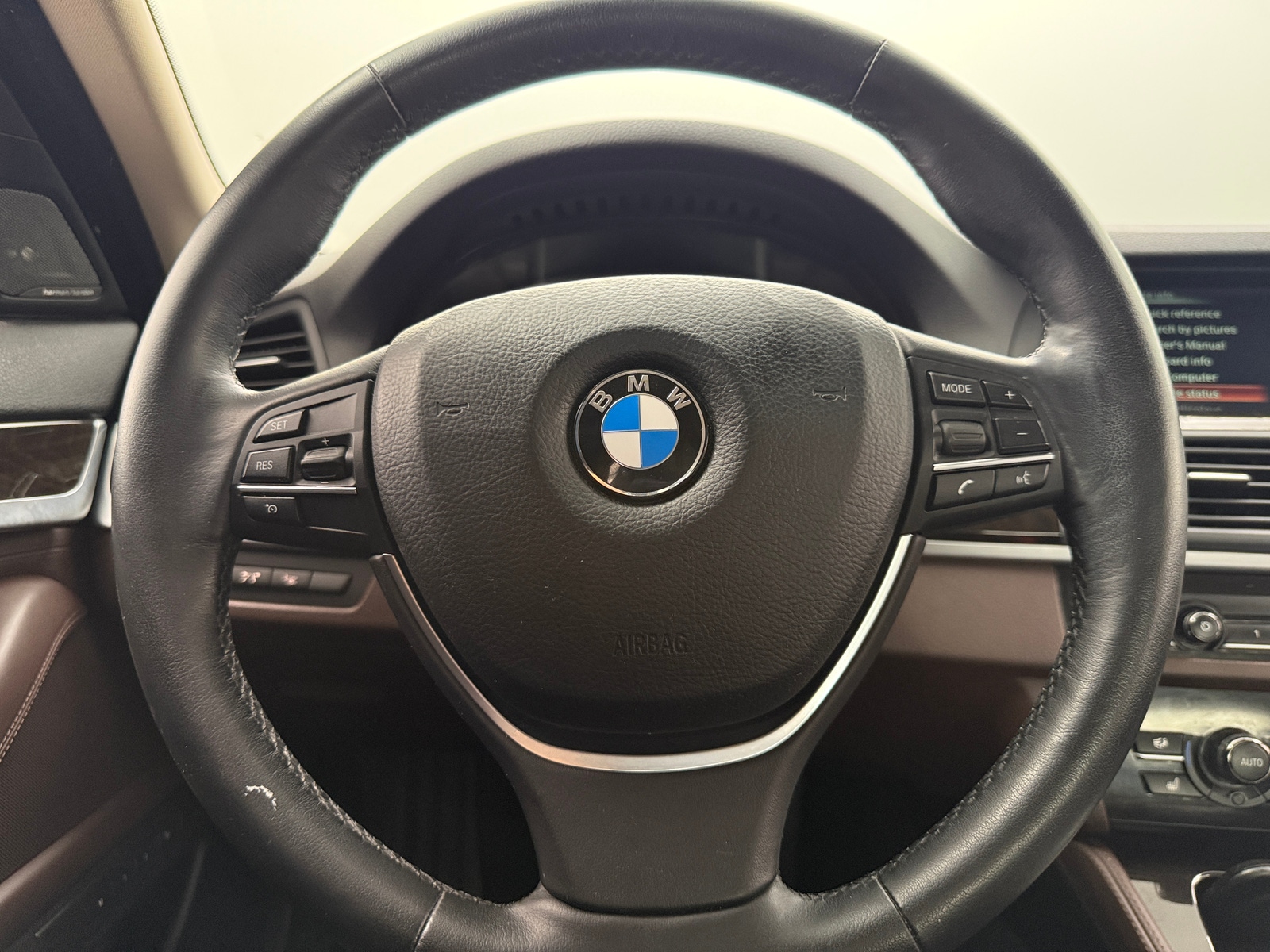 Thumbnail: 2014 BMW 5 Series - 4