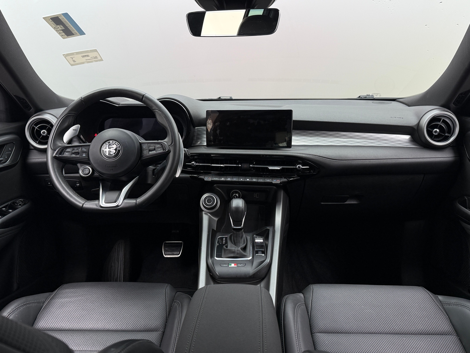 Thumbnail: 2024 Alfa Romeo Tonale - 3