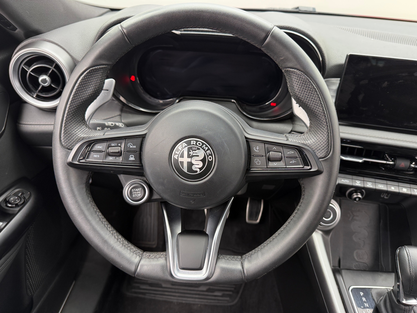 Thumbnail: 2024 Alfa Romeo Tonale - 5
