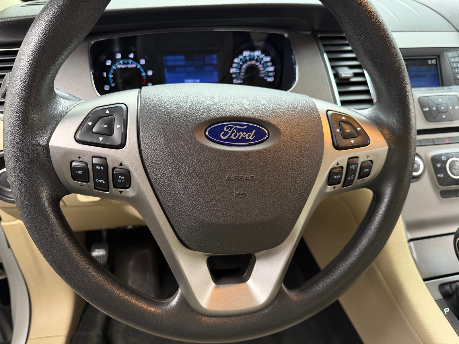 Thumbnail: 2016 Ford Taurus - 5