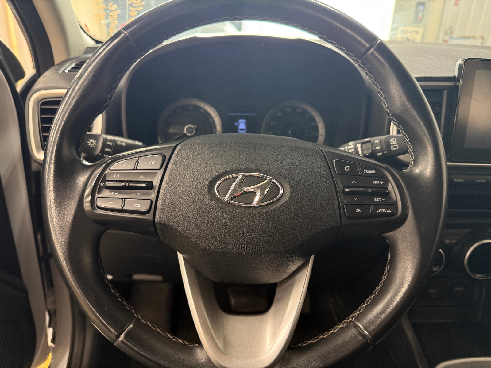 Thumbnail: 2021 Hyundai Venue - 5