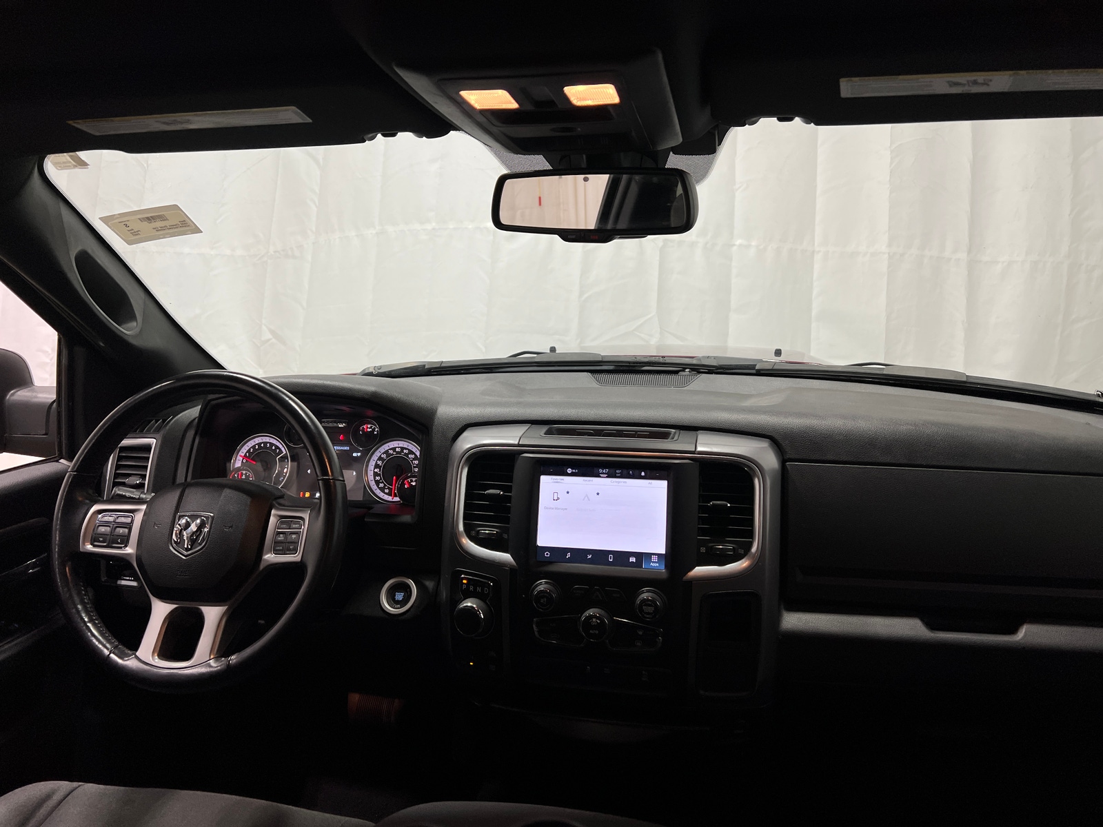 Thumbnail: 2022 RAM 1500 Classic - 3