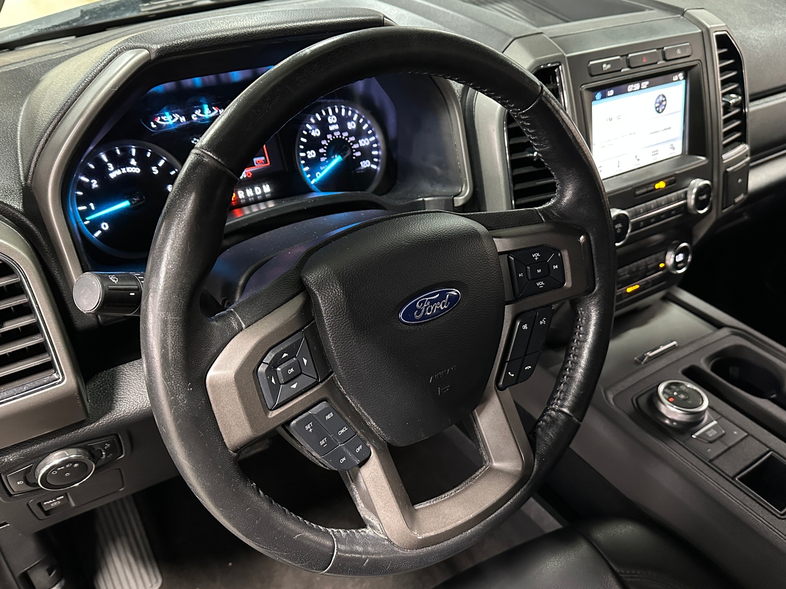 Thumbnail: 2019 Ford Expedition - 4