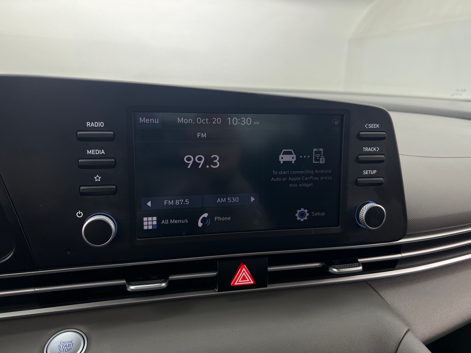 Thumbnail: 2023 Hyundai Elantra - 4