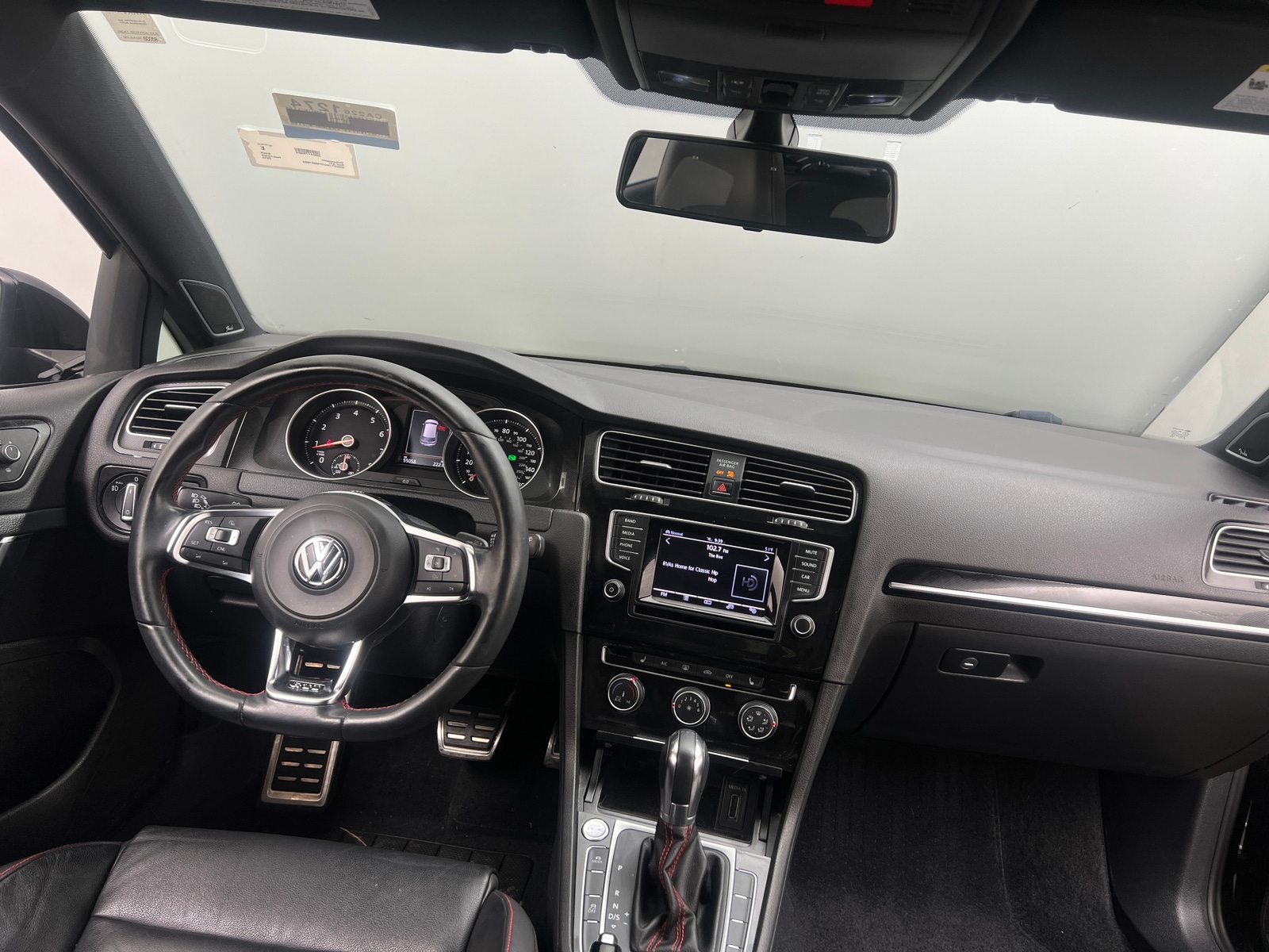 Thumbnail: 2015 Volkswagen Golf - 3