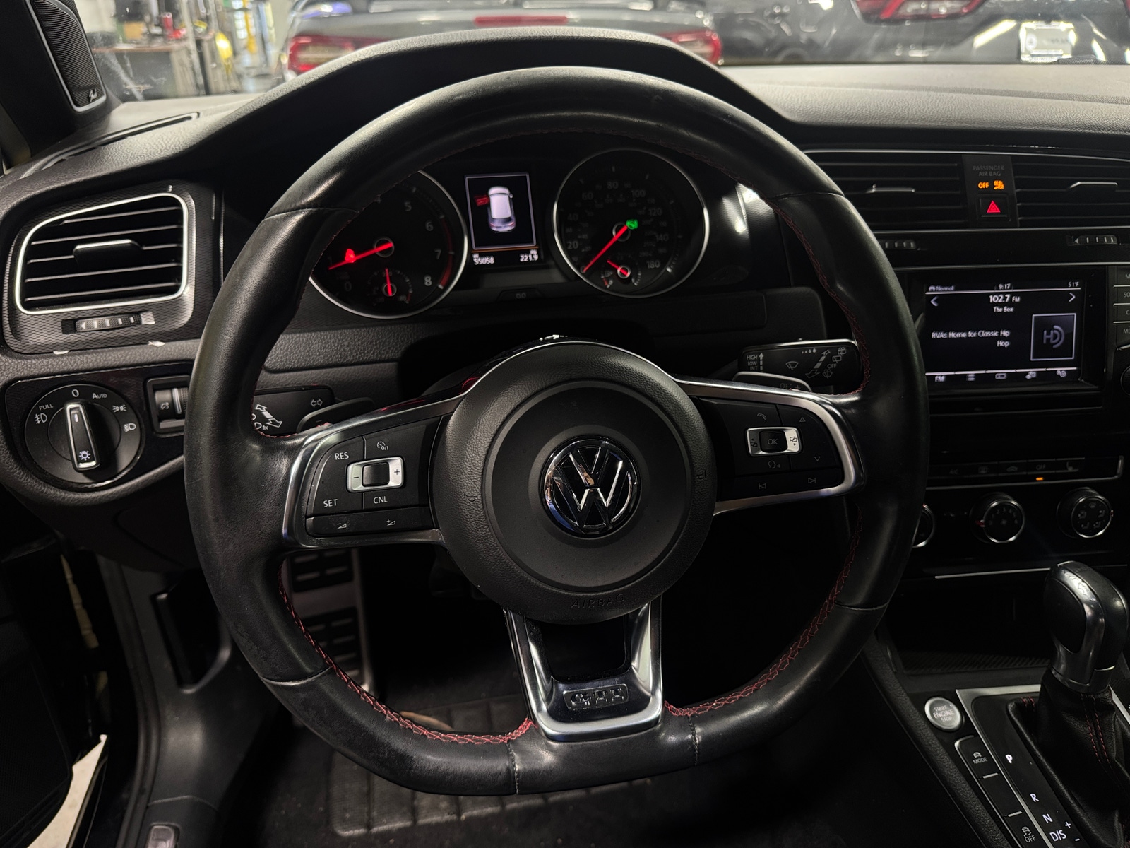 Thumbnail: 2015 Volkswagen Golf - 5