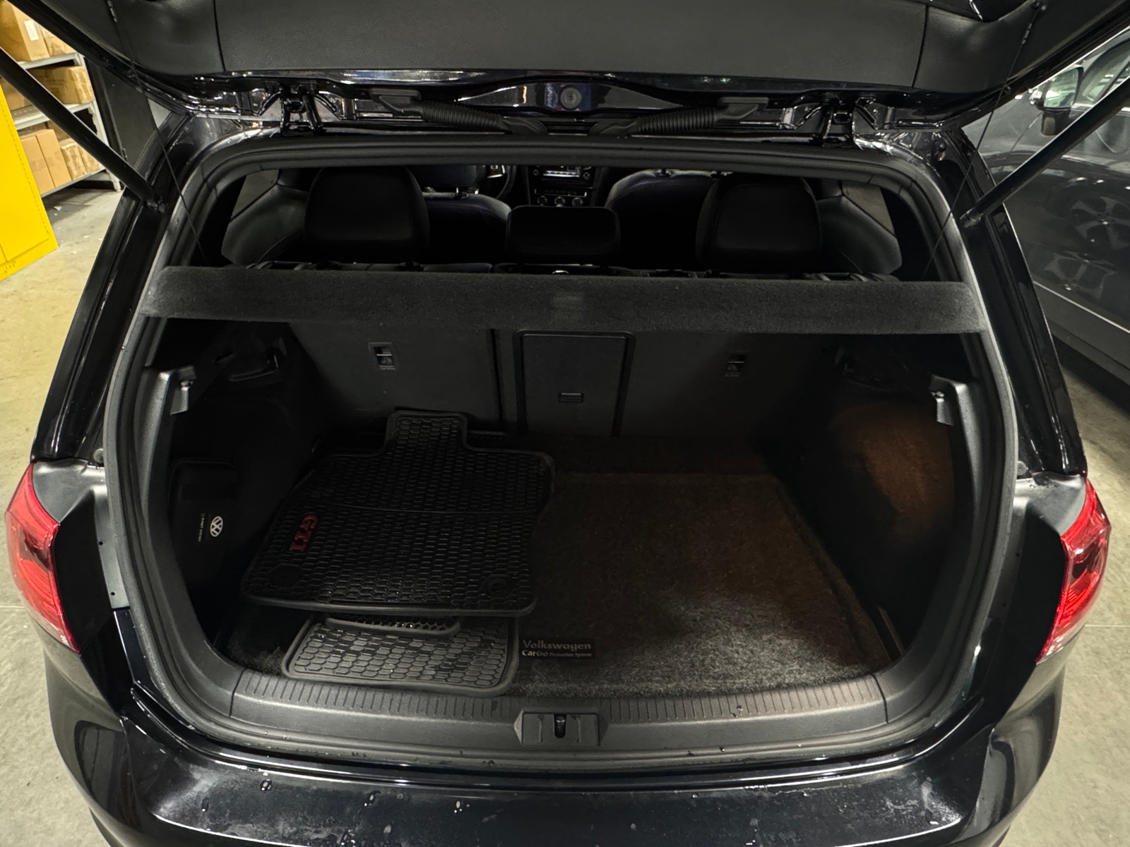 Thumbnail: 2015 Volkswagen Golf - 7