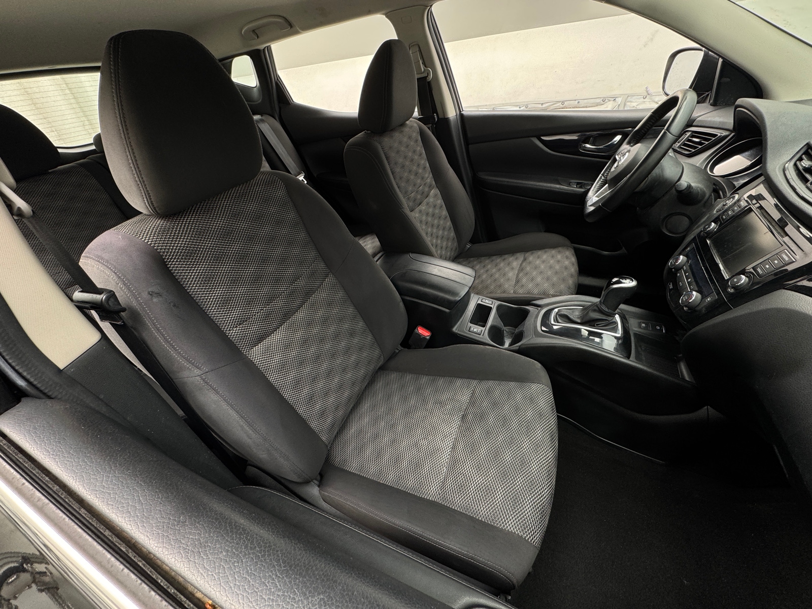 Thumbnail: 2019 Nissan Rogue Sport - 2