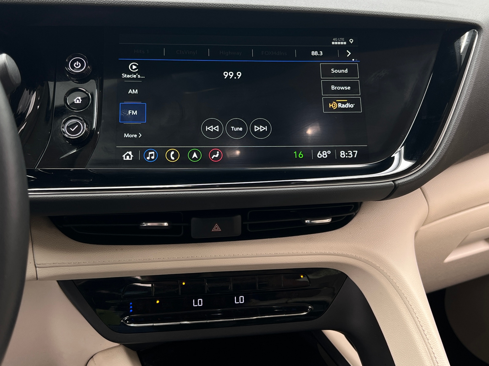 Thumbnail: 2022 Buick Envision - 3