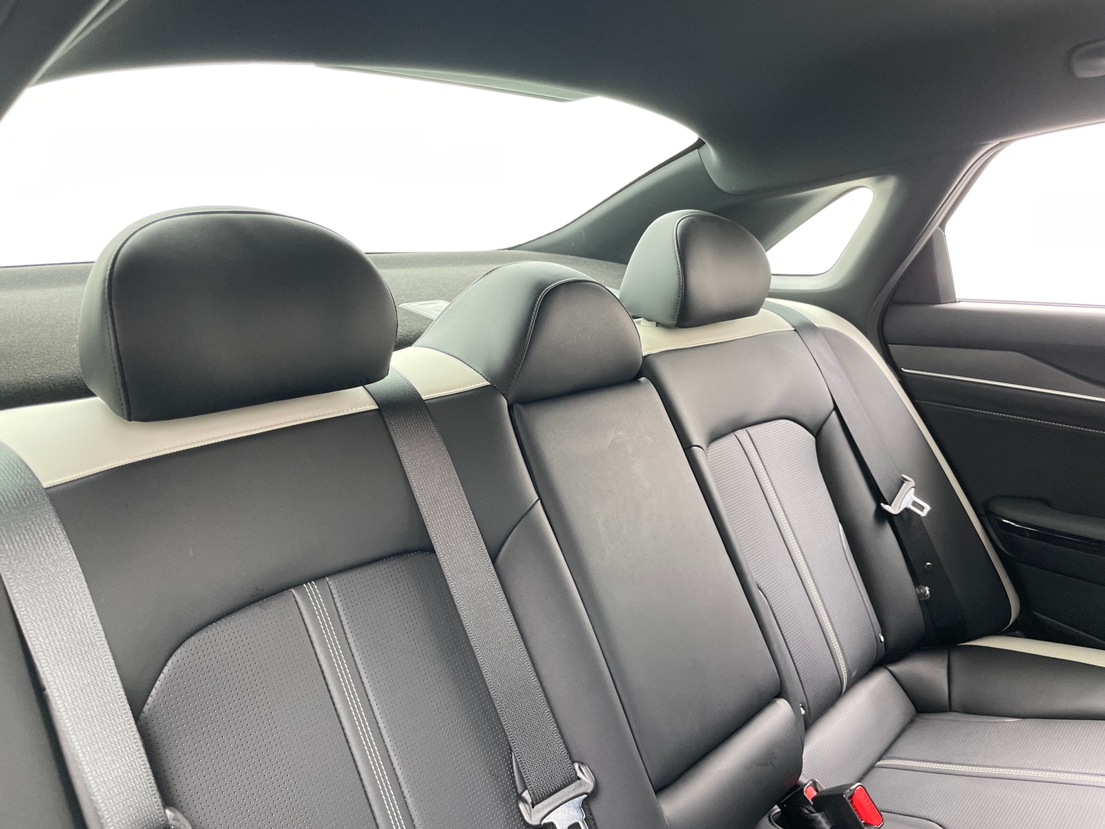 Thumbnail: 2025 Kia K5 - 5