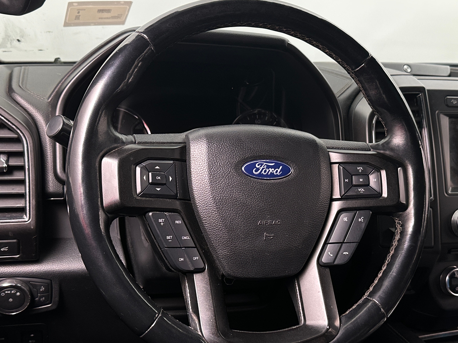 Thumbnail: 2018 Ford Expedition - 4