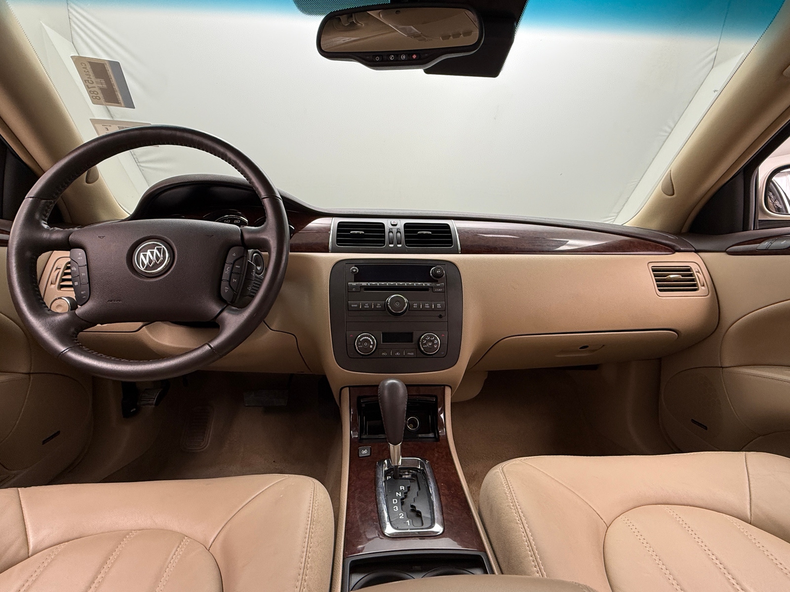 Thumbnail: 2011 Buick Lucerne - 2