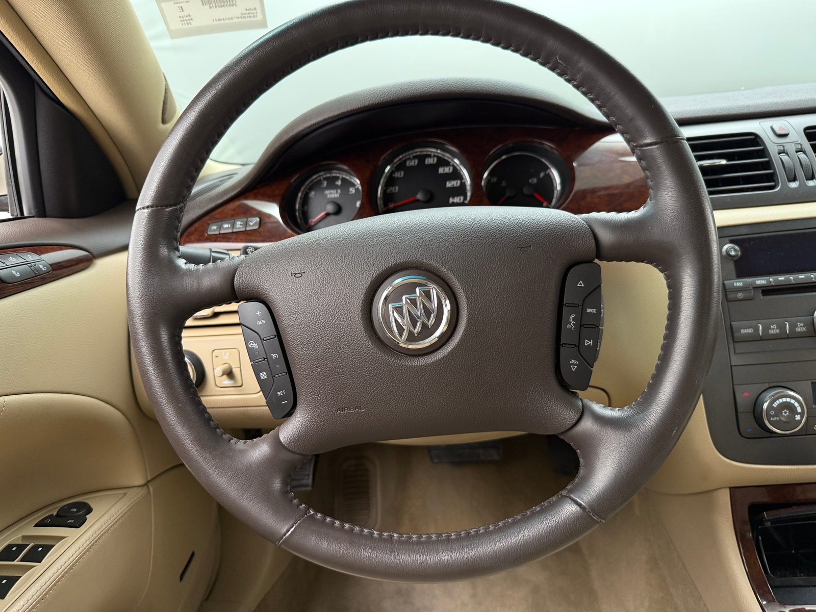 Thumbnail: 2011 Buick Lucerne - 4