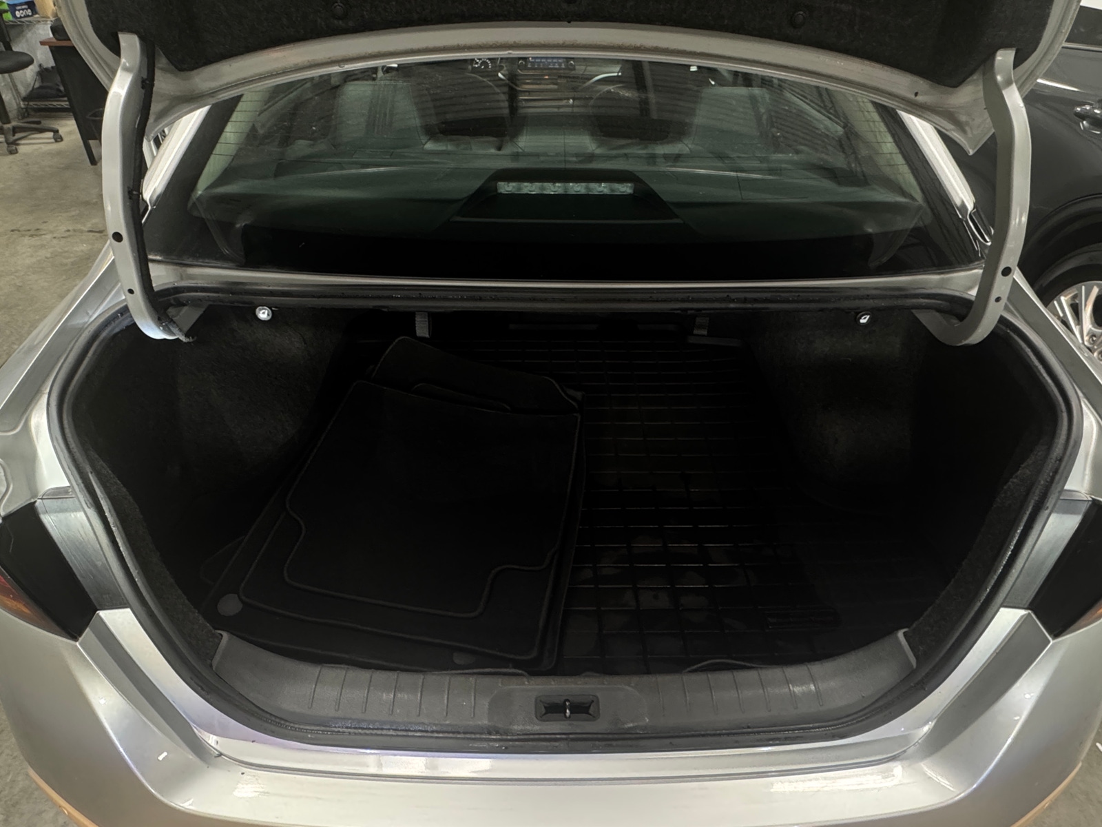 Thumbnail: 2019 Nissan Altima - 6