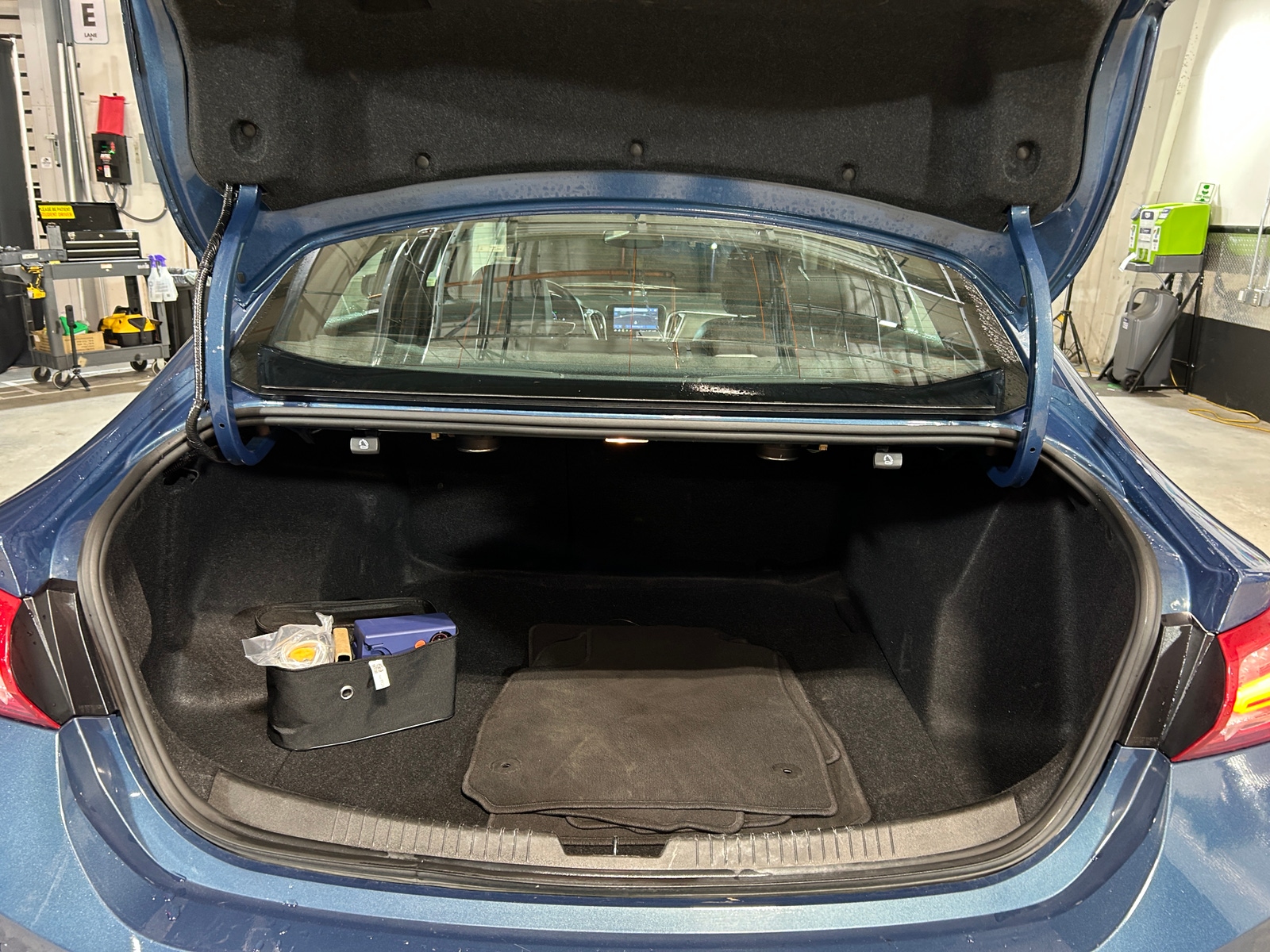 Thumbnail: 2024 Chevrolet Malibu - 6