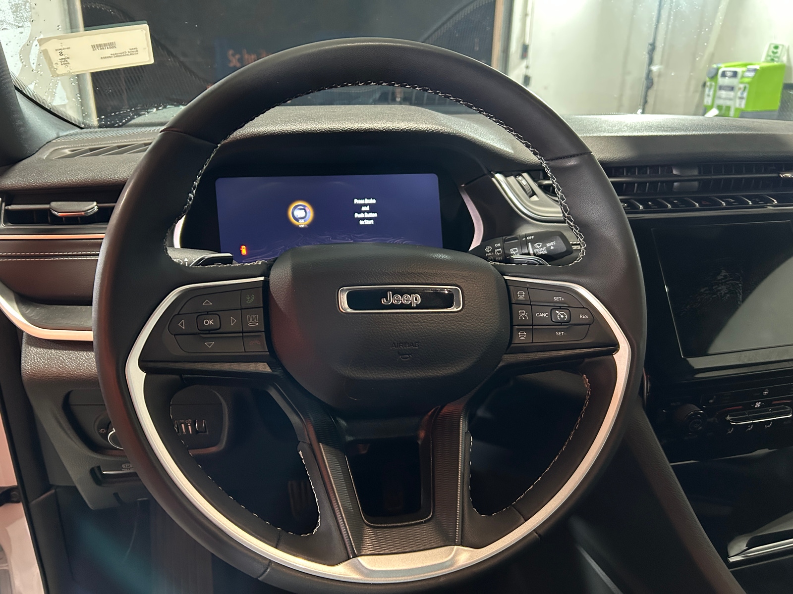 Thumbnail: 2024 Jeep Grand Cherokee - 4